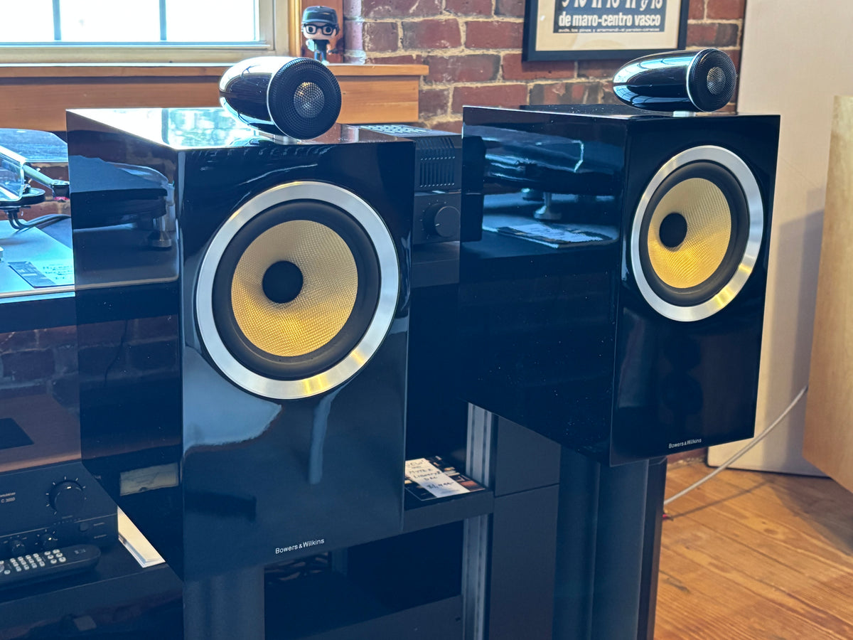B&W ビーアンドダブリューBowers＆Wilkins  CM6 S2 Bowers & Wilkins CM6 S2 Bookshelf Speakers Reviewed