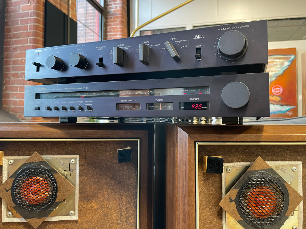 Yamaha T-2 Tuner - SOLD – Holt Hill Audio