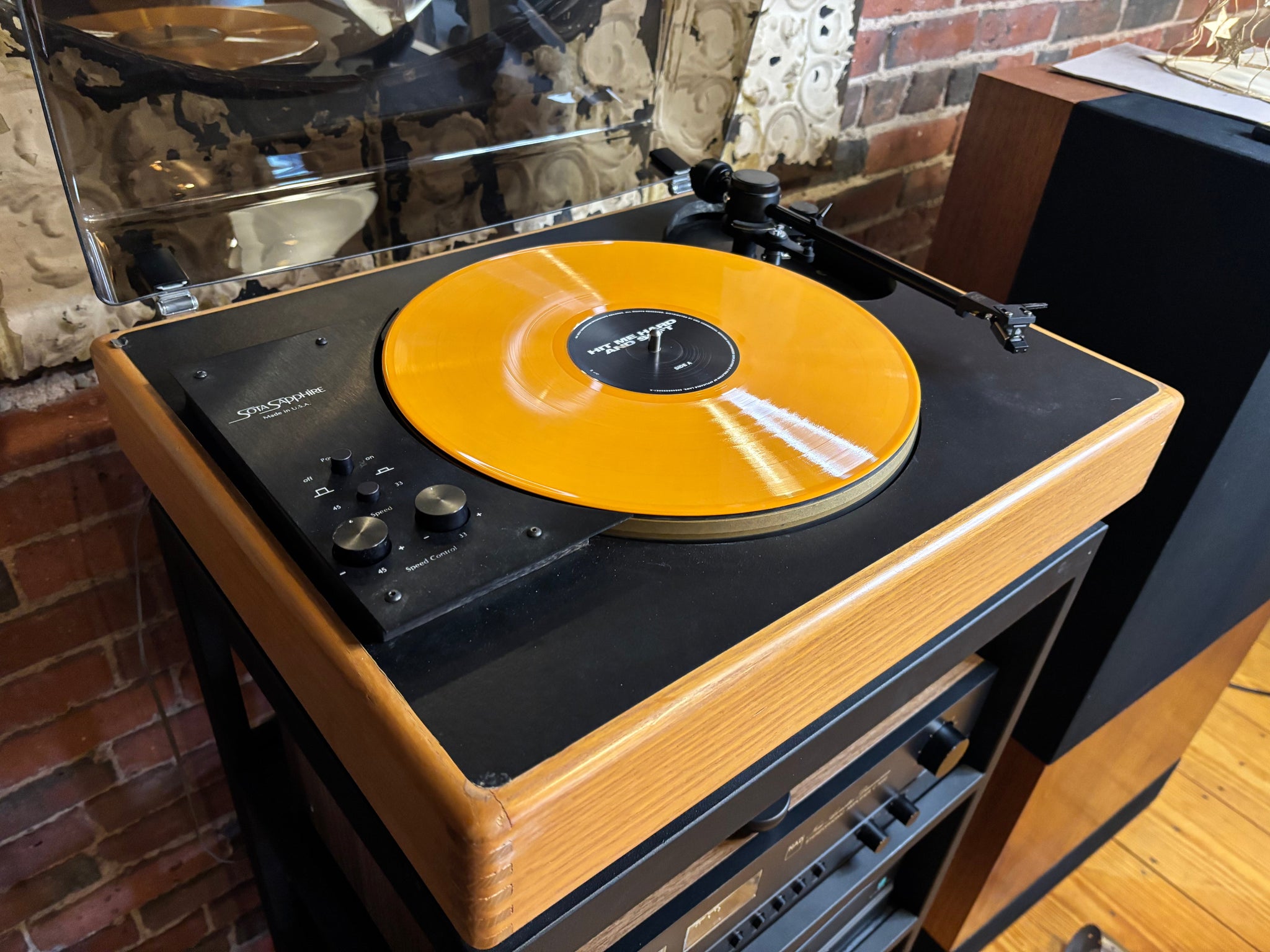 SOTA Sapphire Classic Superstar TT w/ AudioQuest PT-6 Arm