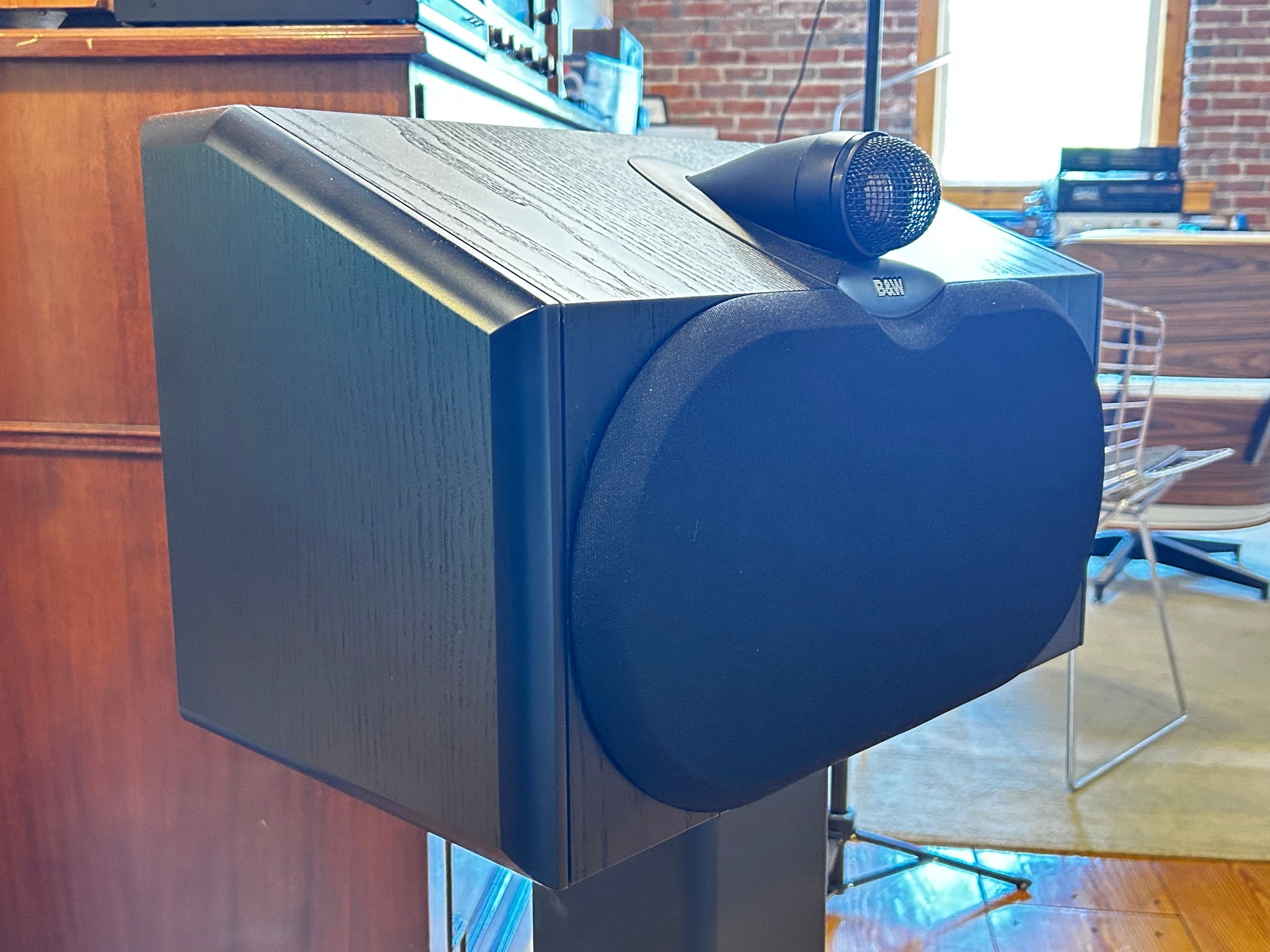 B&W CDM CNT Center Channel in Perfect Condition – Holt Hill Audio