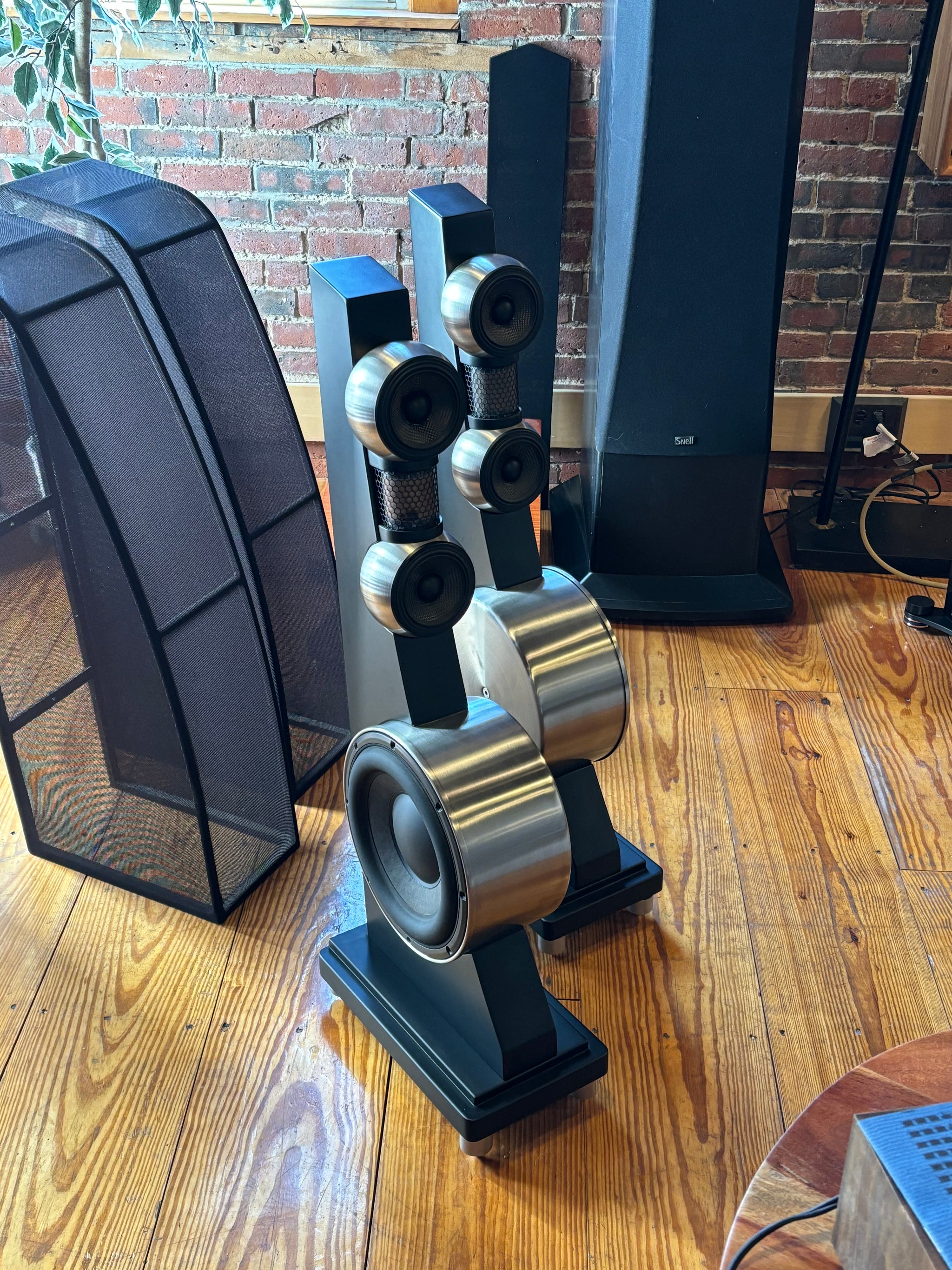 【現地引き取り限定】GALLO ACOUSTICS REFERENCE 3 (ペア) Anthony Garo トールボーイ型 定価572000円（税込）検索JBL B&W Anthony Gallo Reference 3 Speakers For Sale | Audiogon