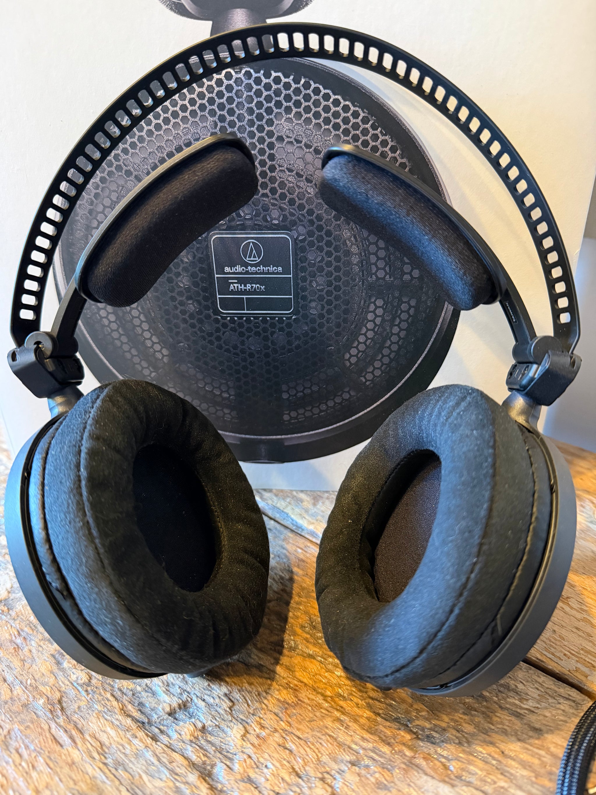 Audio Technica ATH-R70x, Open-Back Reference Headphones – Holt
