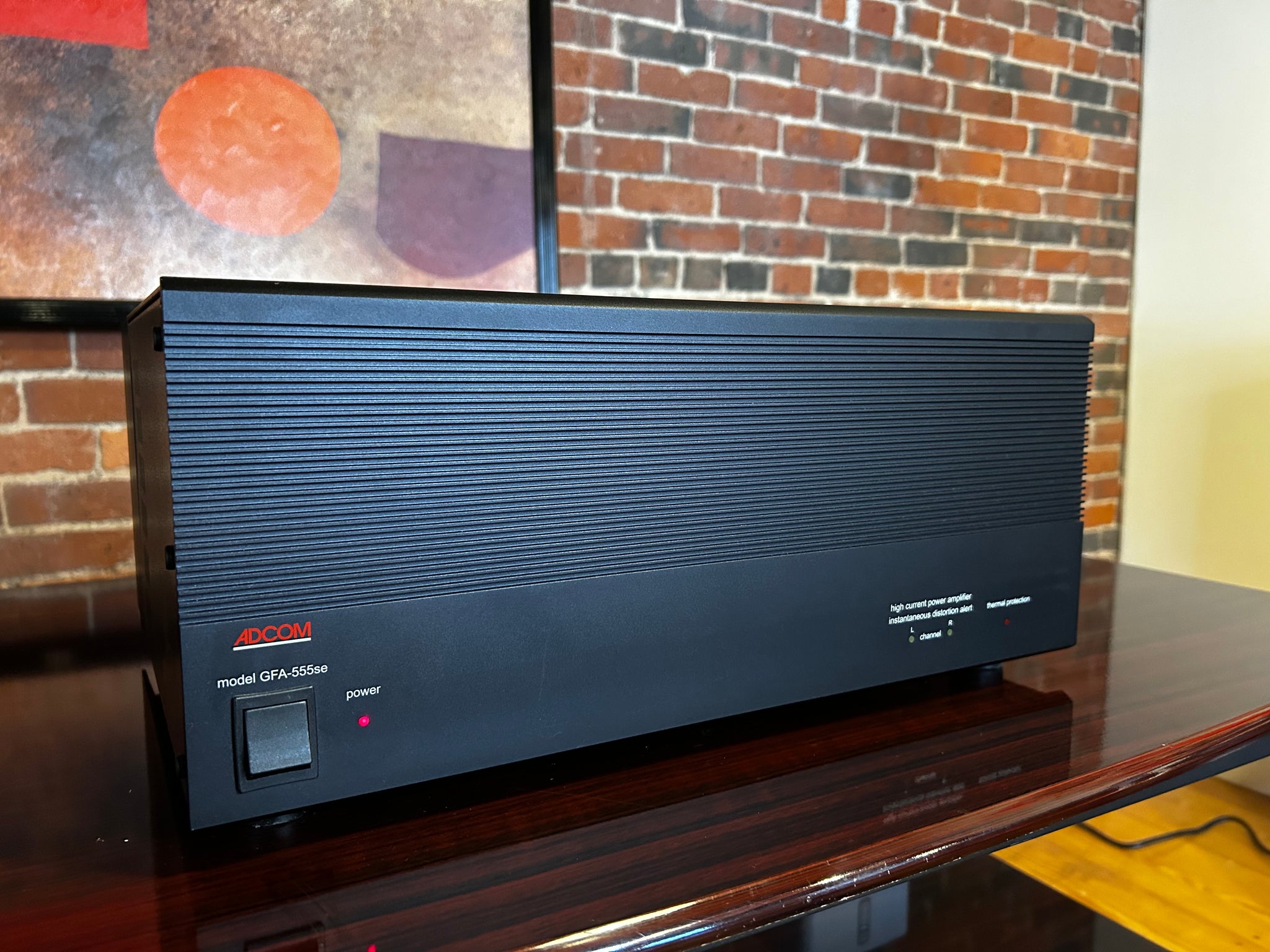 Adcom GFA-555se, a Classic Power Amp Revisited – Holt Hill Audio
