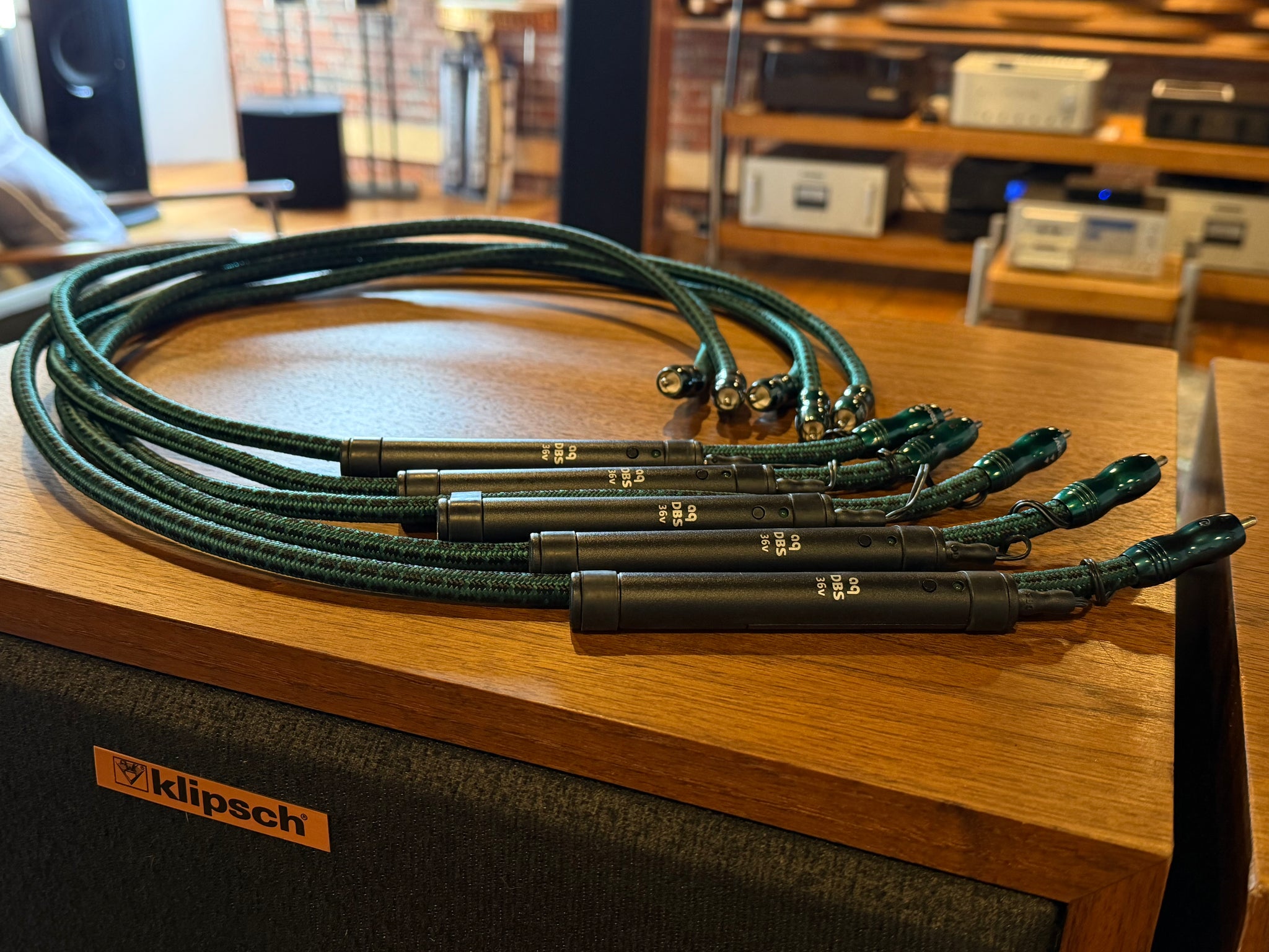 AudioQuest Jaguar DBS 36v 