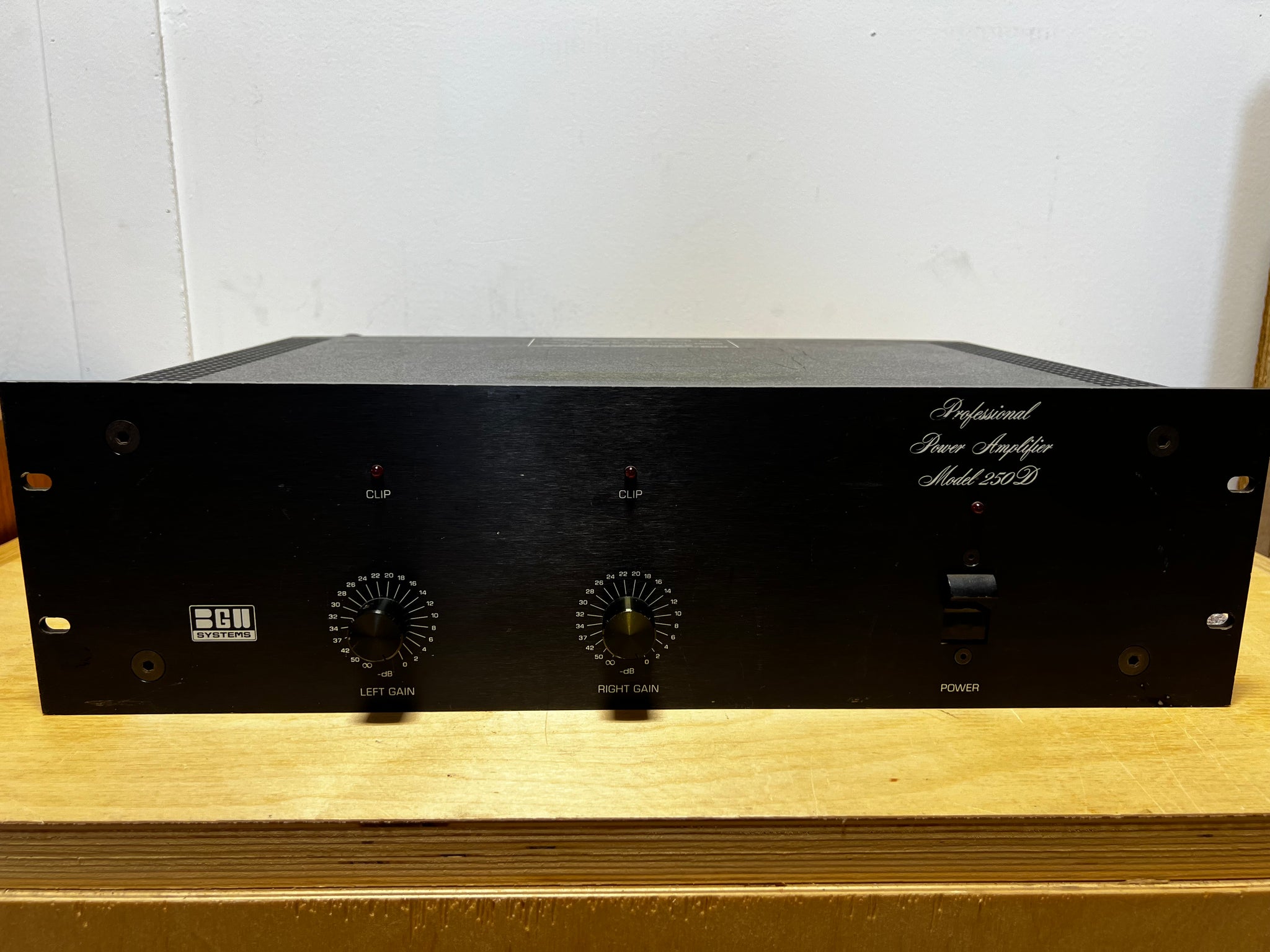 BGW 250D Professional Power Amplifier - SOLD – Holt Hill Audio