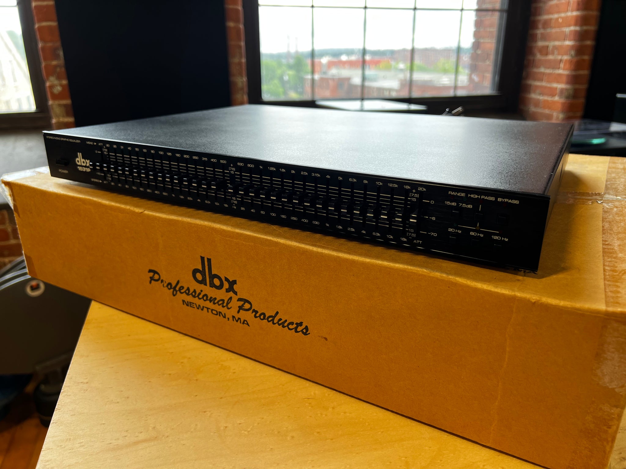 dbx 1531p デービーエックス グラフィックイコライザー 動作確認済 DBX 1531P Stereo/Mono Graphic Equalizer – Holt Hill Audio