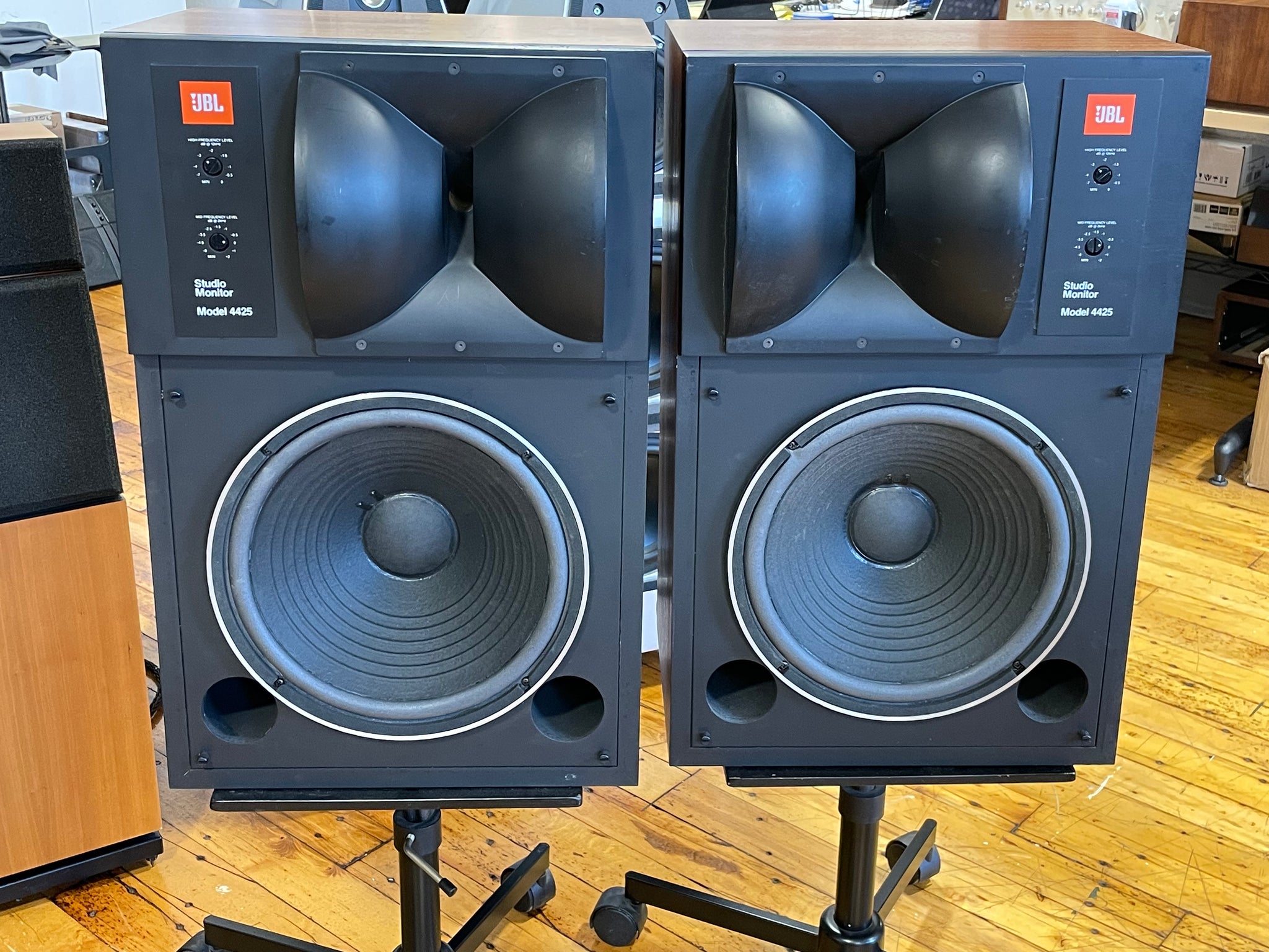 JBL 4425 Monitors - Exceptional! - SOLD – Holt Hill Audio JBL 4425 Monitors - Exceptional! - SOLD – Holt Hill Audio