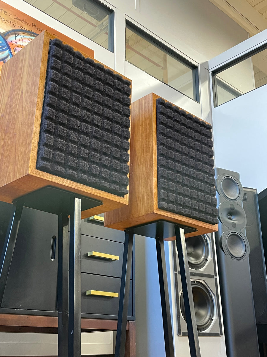 Linn Sara, Exceptional Stand Mounts - Isobarik Pioneers – Holt Hill Audio