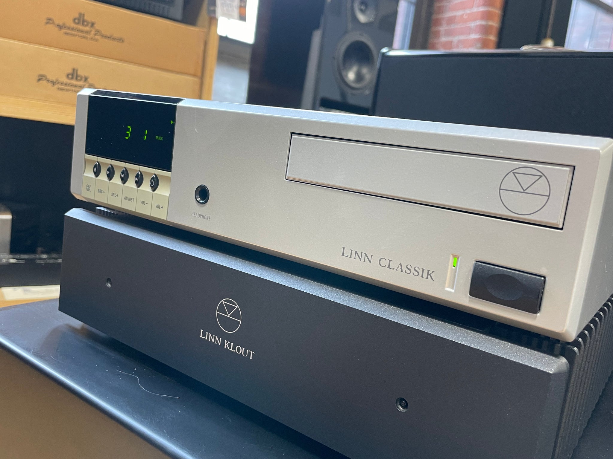 Linn, Classik CD Player/Receiver - Compact Cool (Silver) – Holt