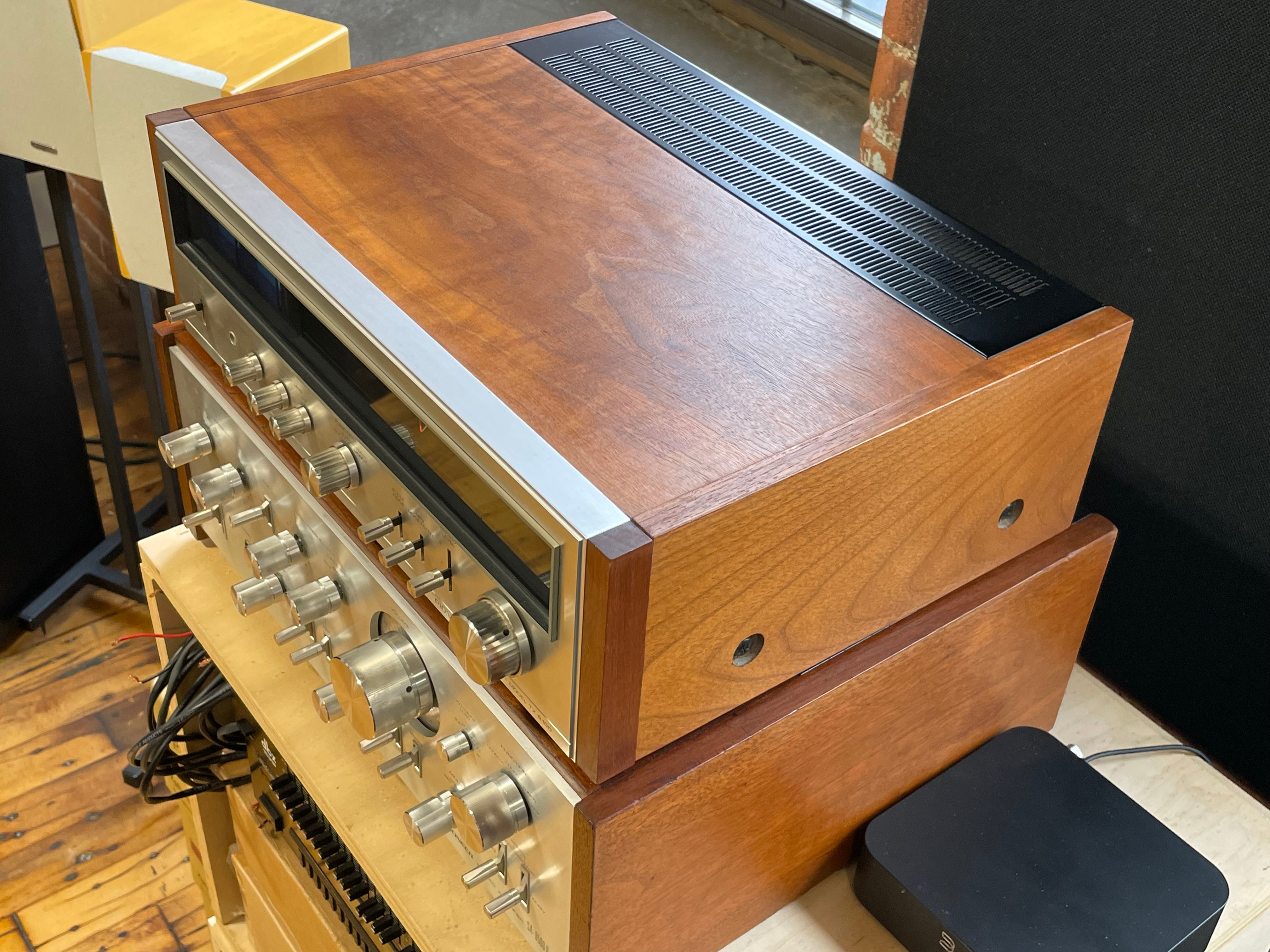Pioneer, SX-8500 II Integrated Amplifier & TX-9100 Tuner - Vintage Super Stars