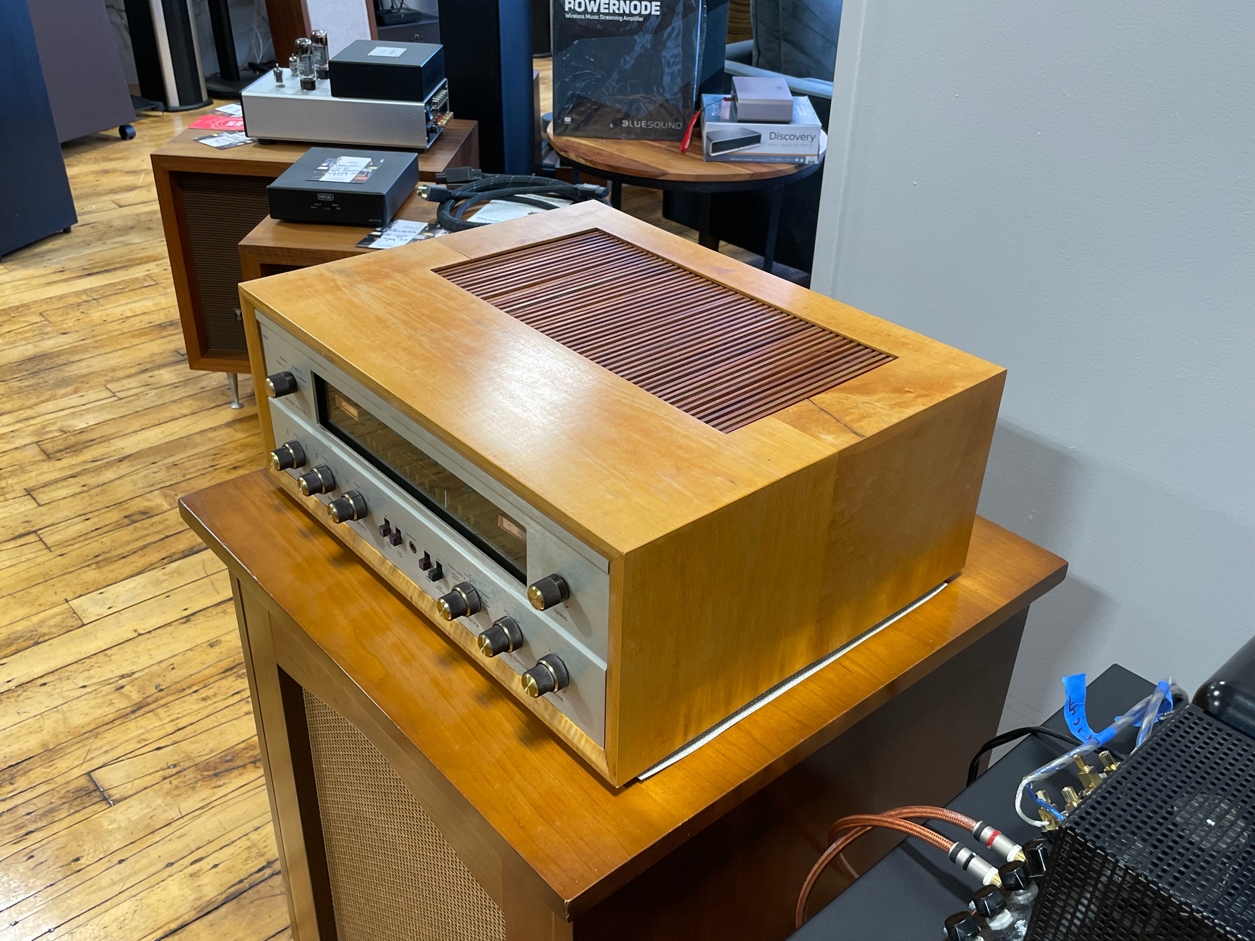 The Fisher 500C Tube Receiver - Just Lovely!