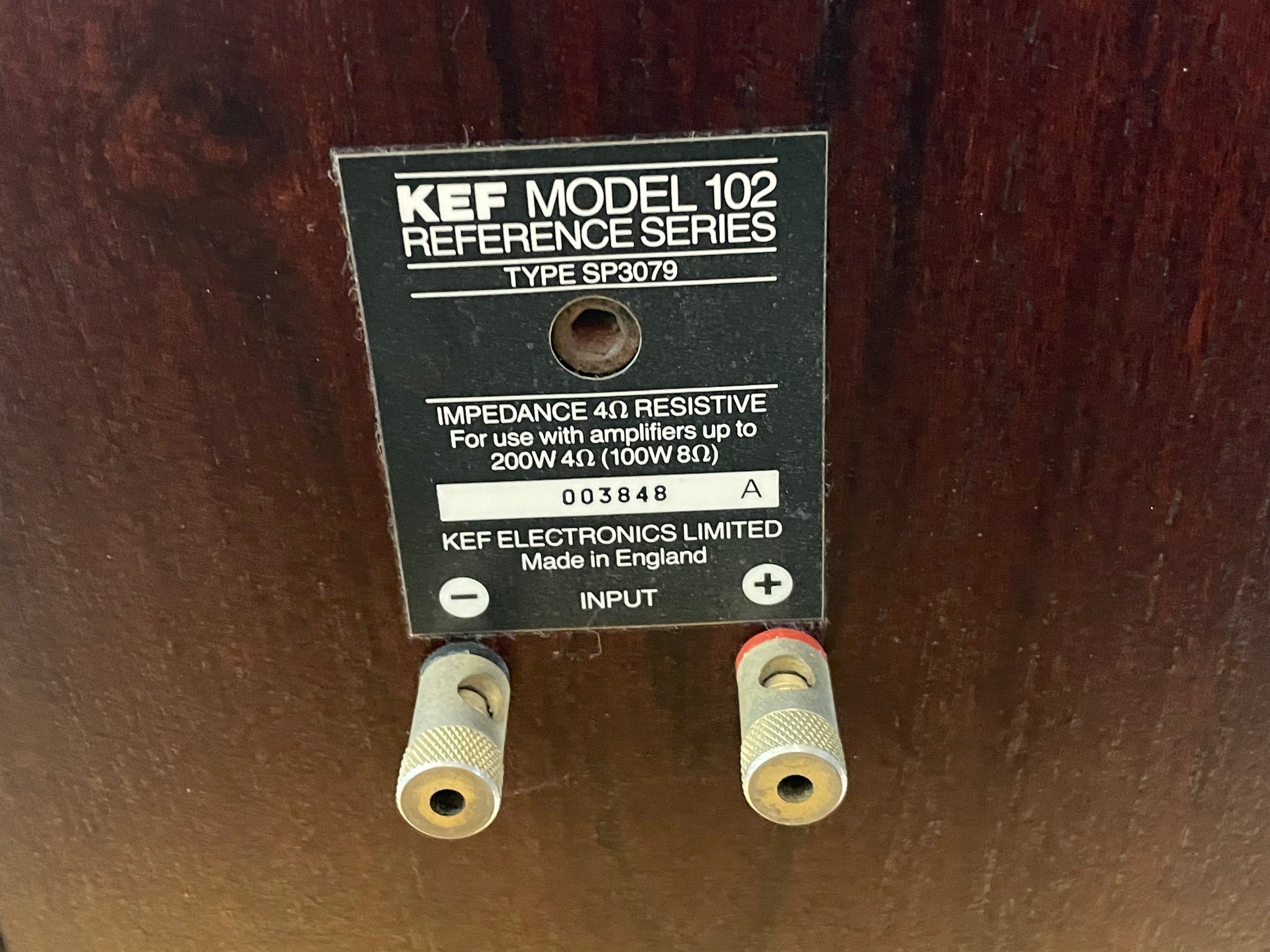 KEF Reference 102, Classic Bookshelf Monitor Excellence – Holt