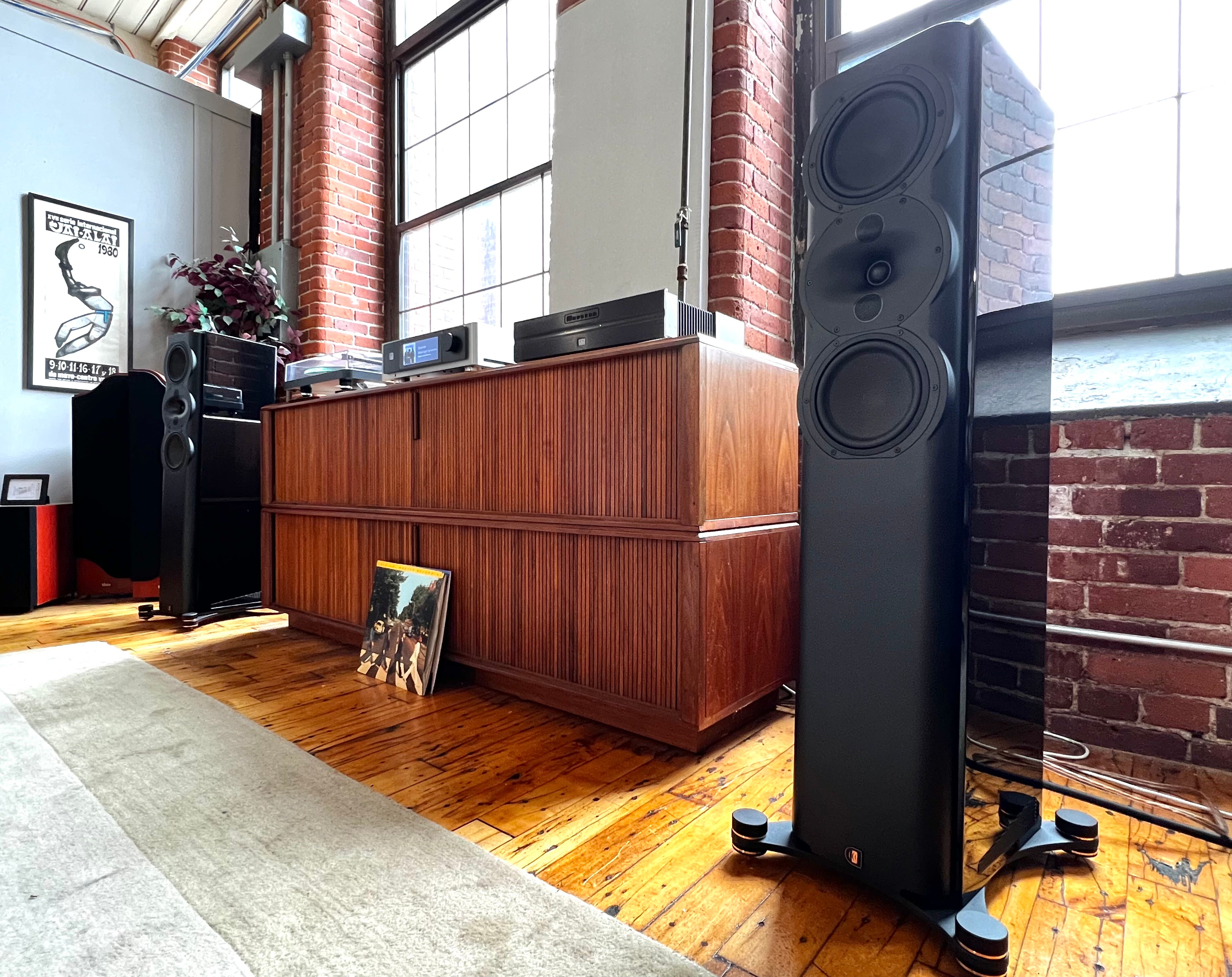 Perlisten R5t – Holt Hill Audio