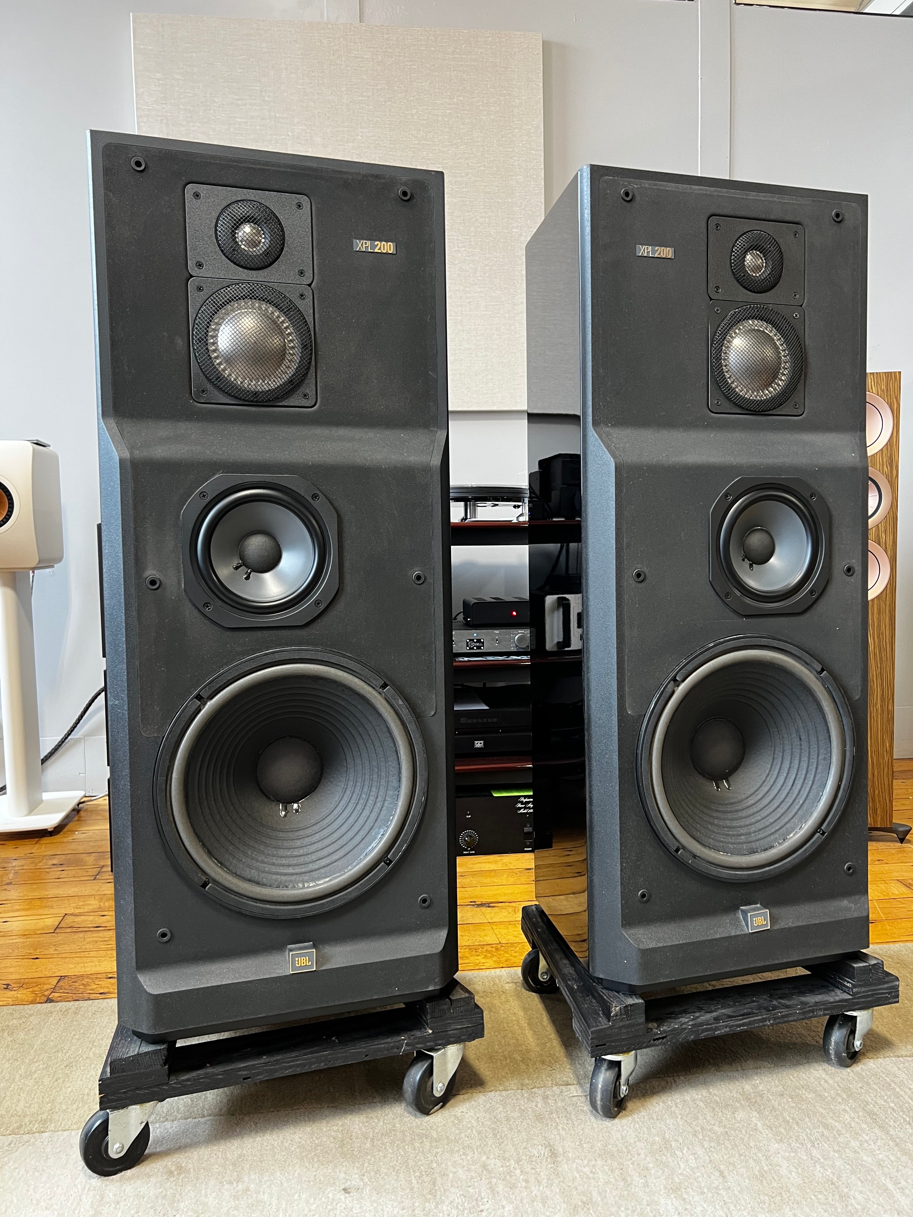 XPL200A, Risers, Superior Performance – Hill Audio
