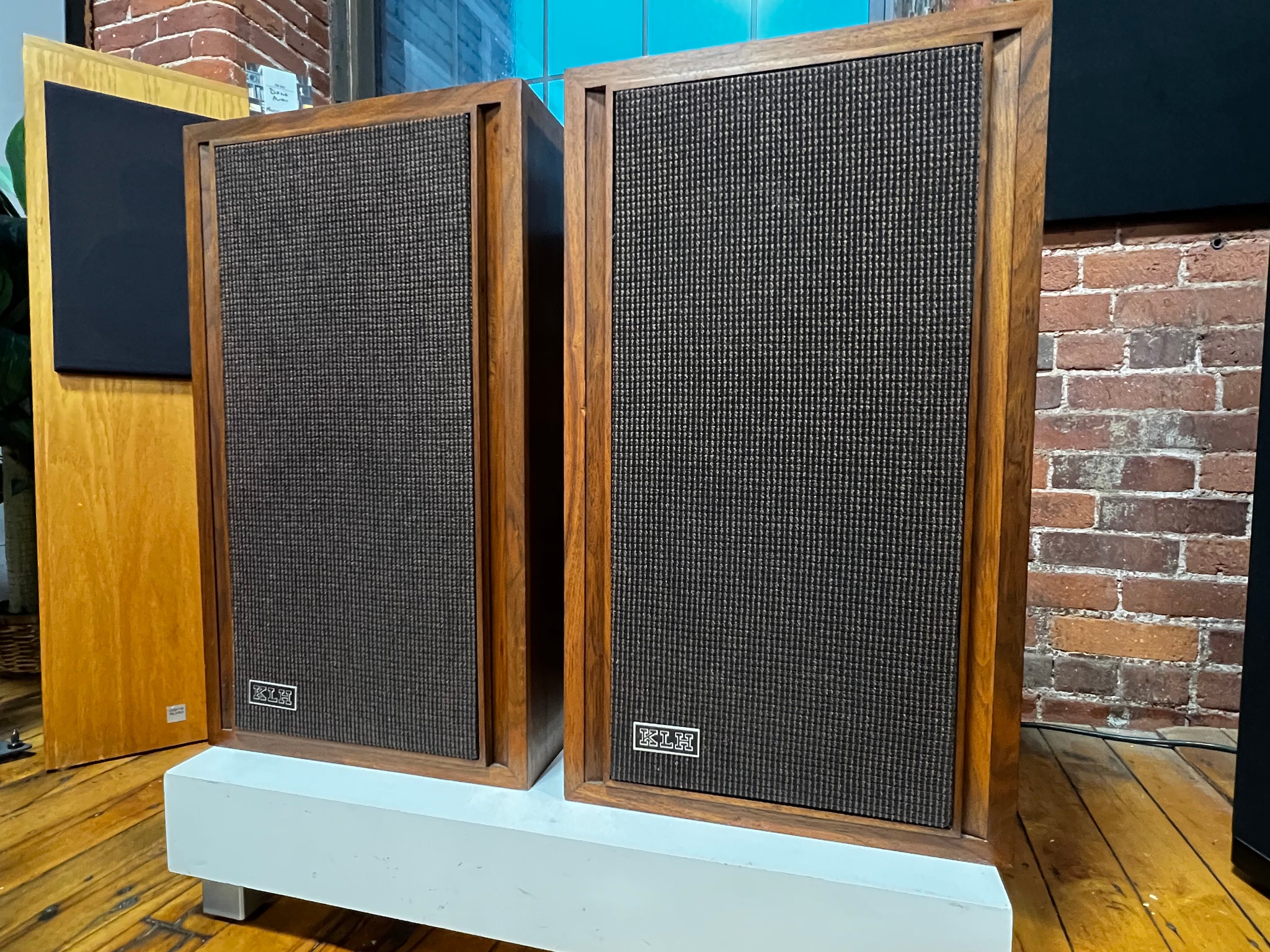KLH 23, Vintage 2-way Loudspeakers – Holt Hill Audio
