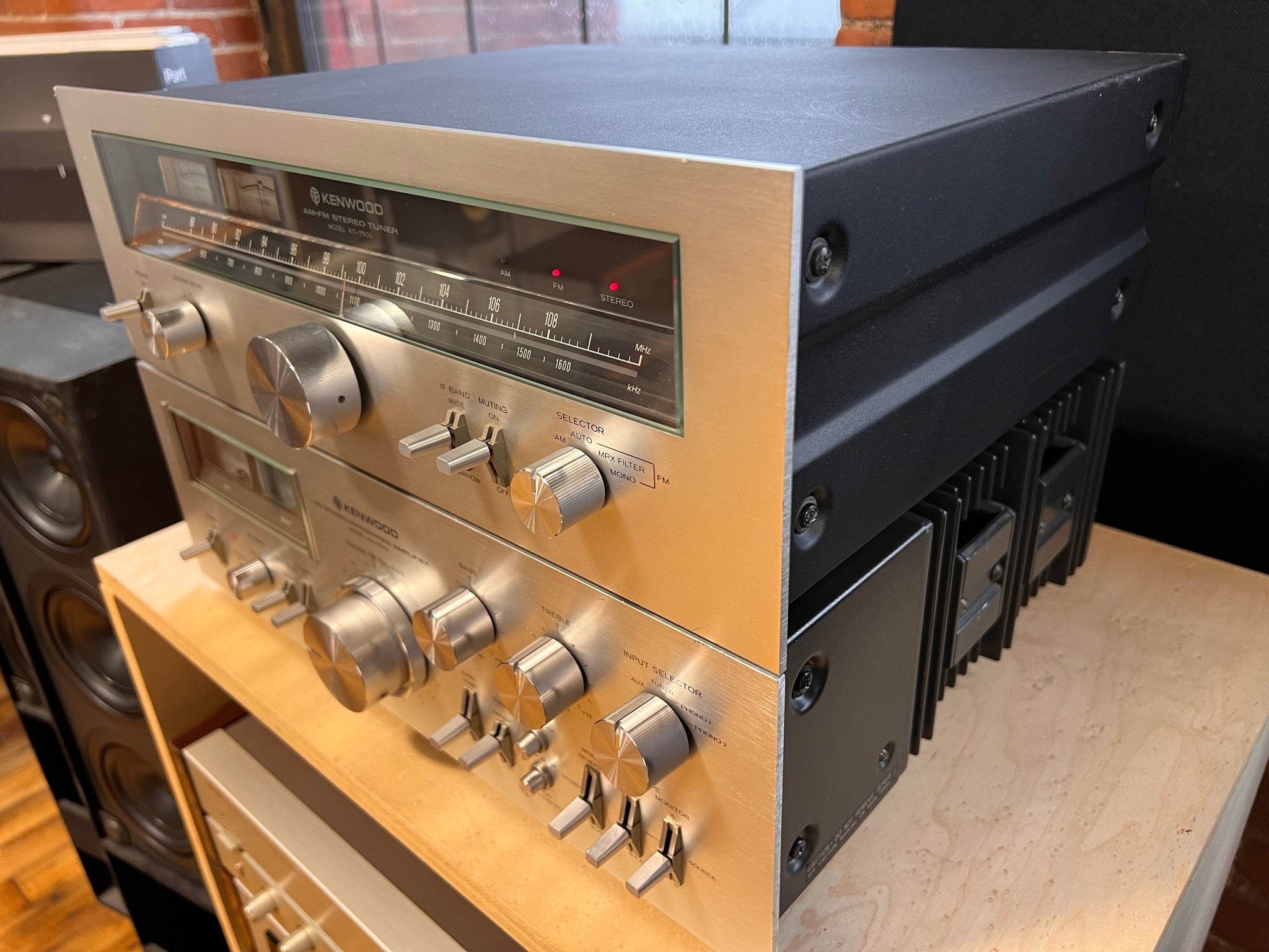 TRIO KT-7500　AM/FM チューナー　レトロ　家電　名機 TRIO KT-7500の仕様 トリオ