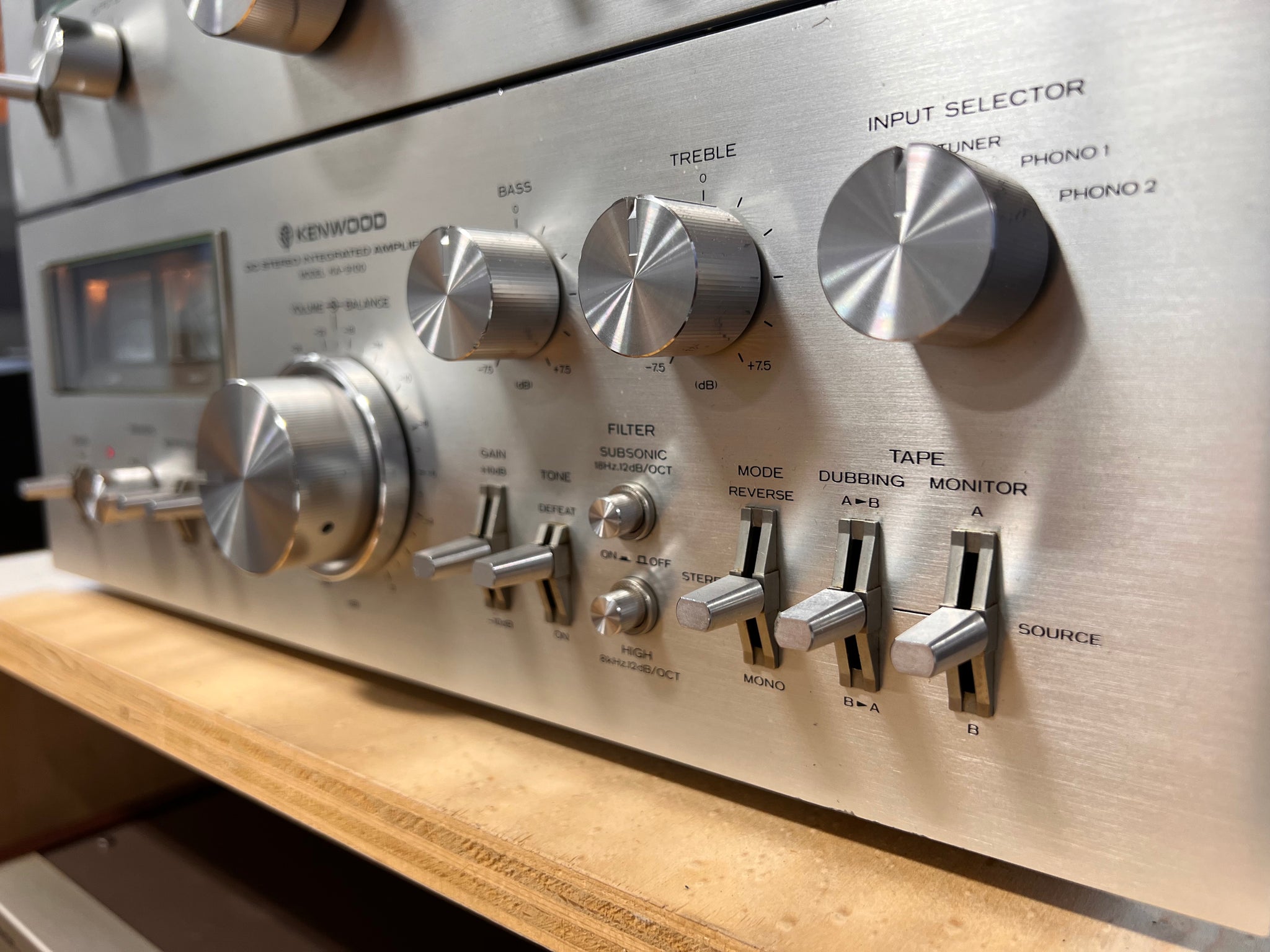 KENWOOD　NEW ALLORA Amazon.com: Kenwood XR401-4 eXcelon 400-Watt 4-Channel Amplifier