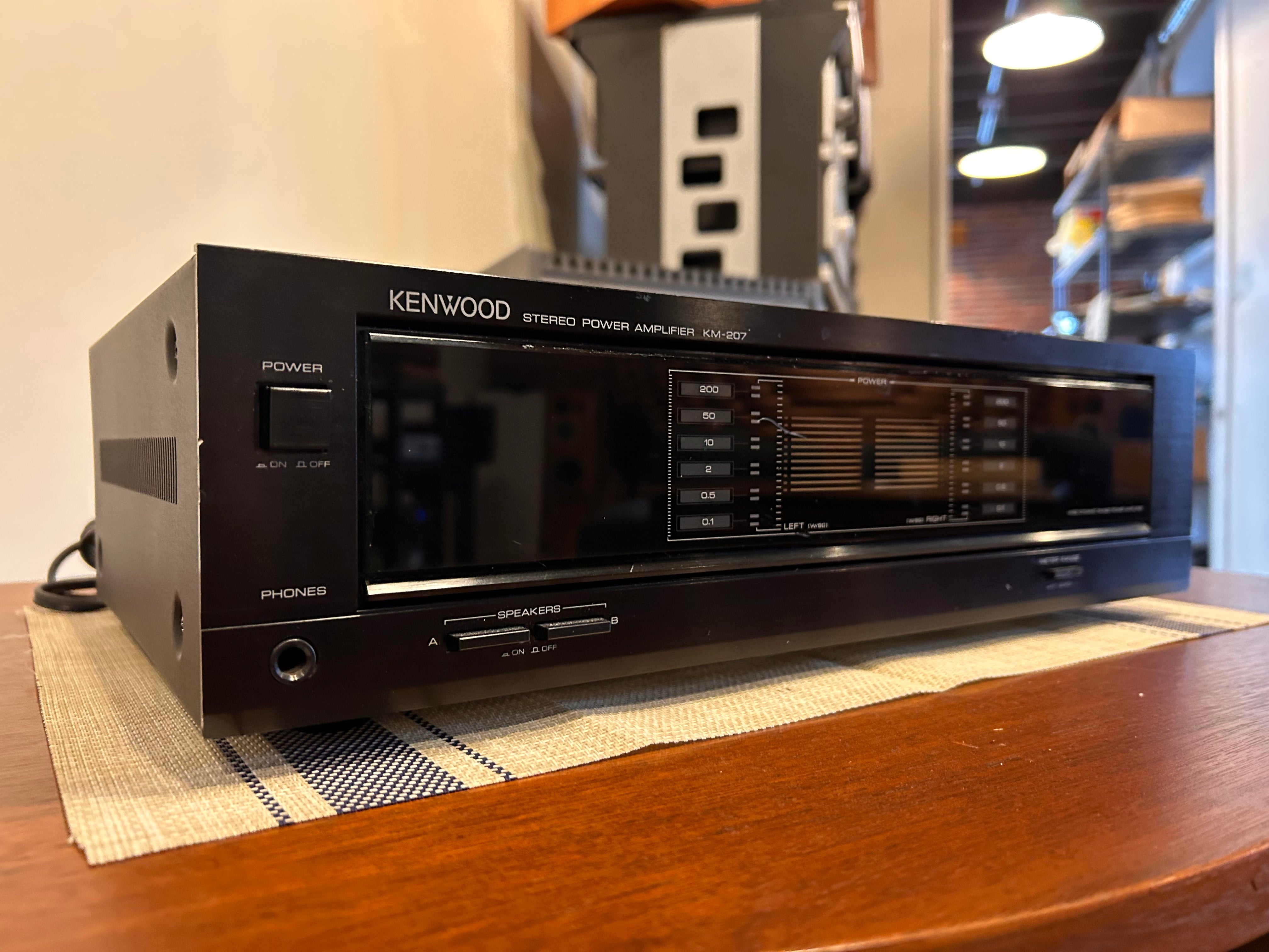 Kenwood R-SE7 Compact Stereo Verstärker Amplifier B 20 cm x T 27,5 cm x 7,2 cm Kenwood R-SE7 Compact Stereo Verstärker Amplifier B 20 cm x T 27,5 cm x 7,2 cm