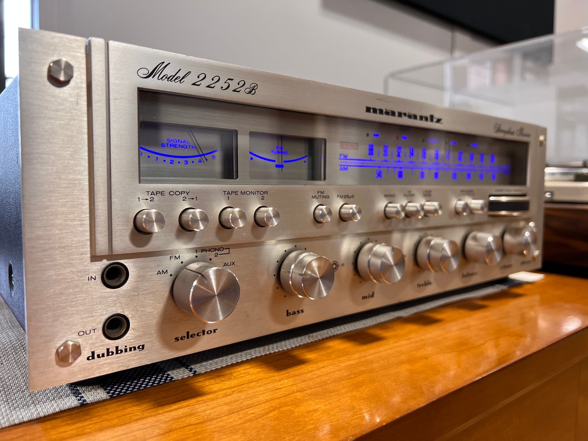 Marantz 2252B, Restored Classic Silver-Face Receiver - SOLD – Holt