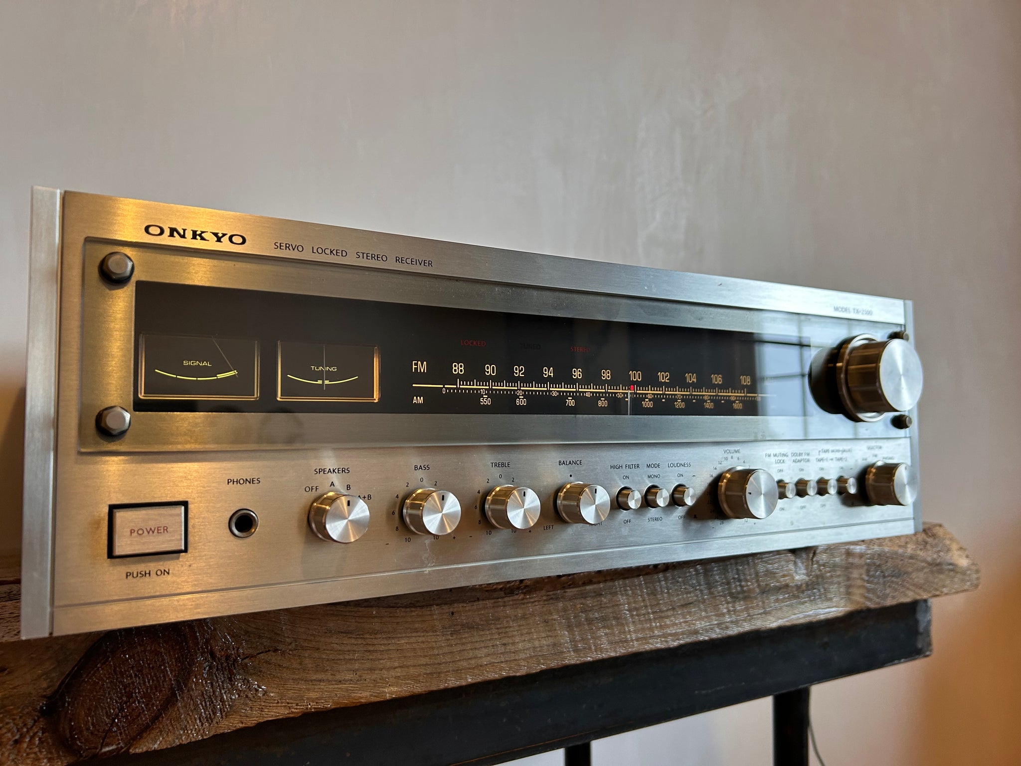 Onkyo TX-2500, Classic Look & Sound – Holt Hill Audio