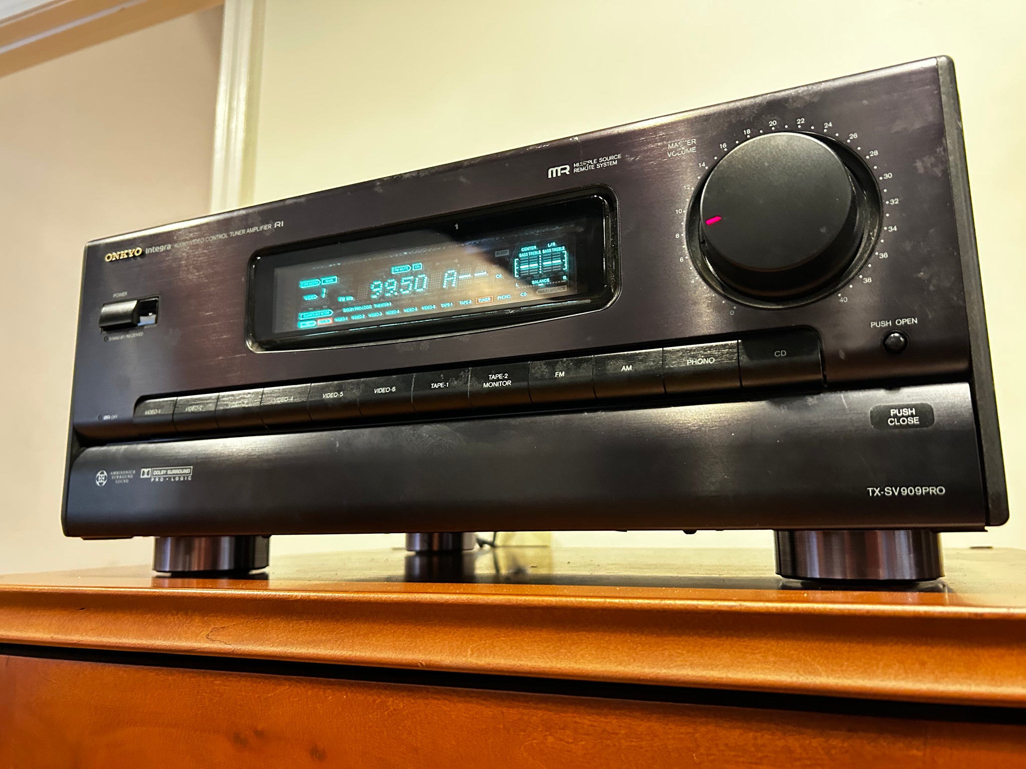 Onkyo Integra TX-SV909PRO, Powerful 