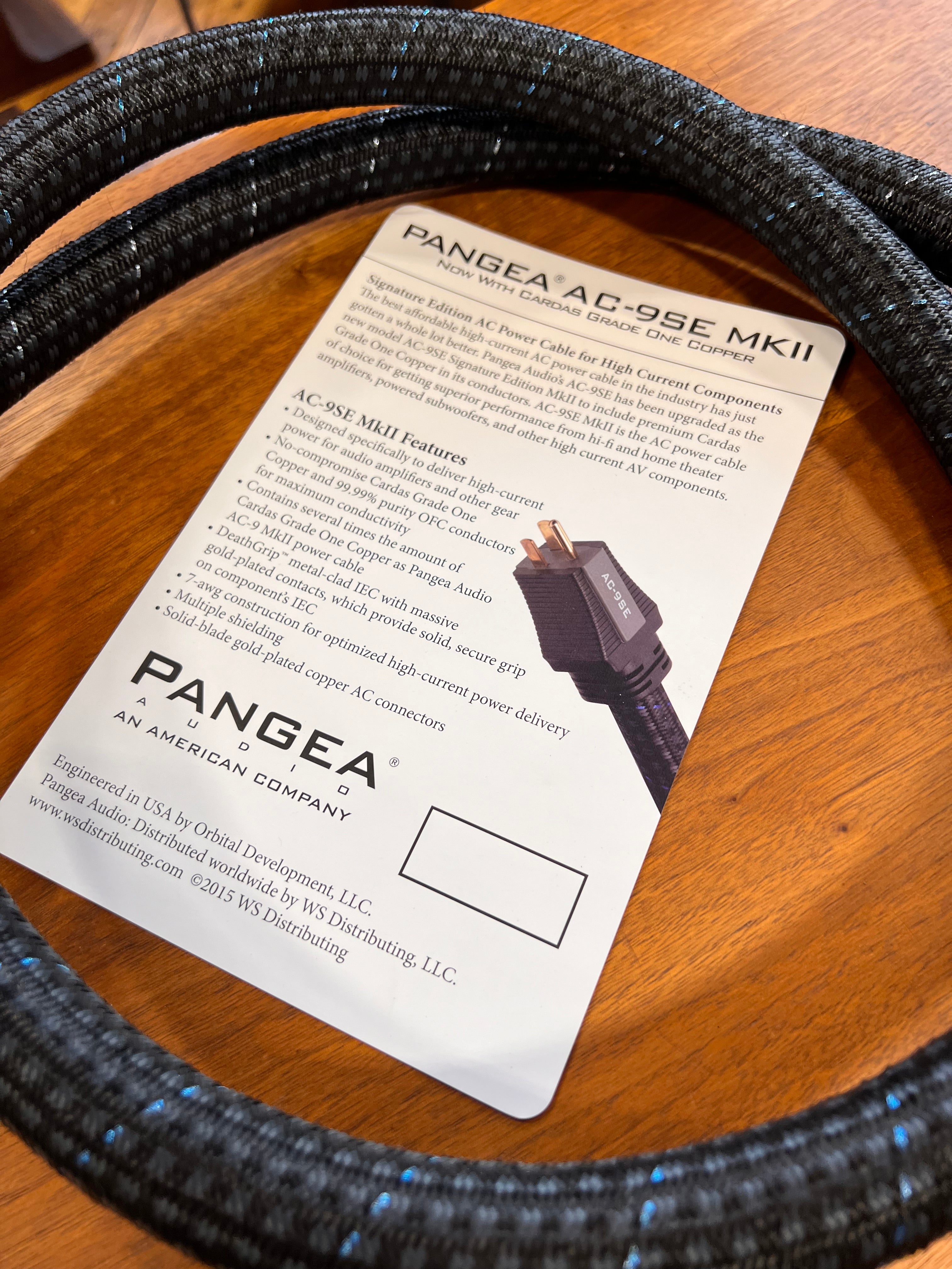 Pangea AC9SE-MkII, Big-Honkin' Power Cord!