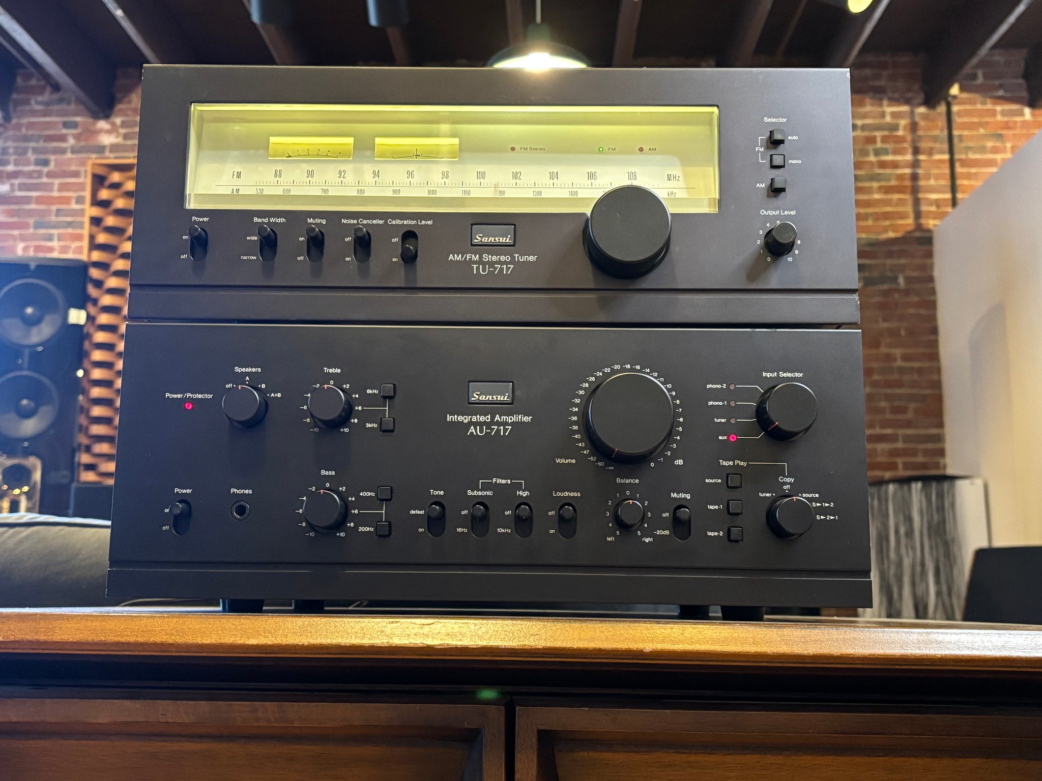 アンプ Sansui  Integrated Amplifier Sansui - AU717 - Integrated amplifier in France
