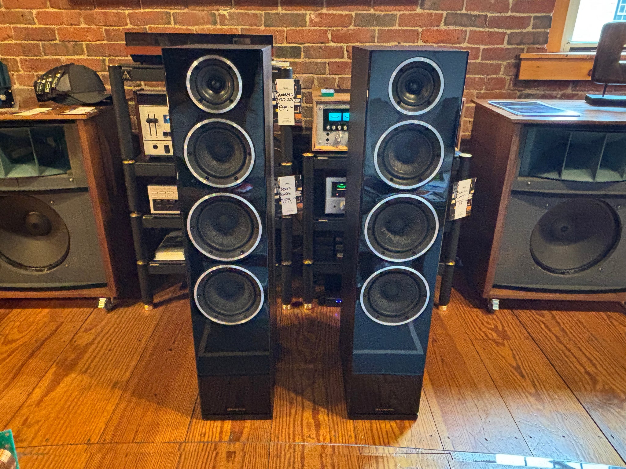 ◆大感謝祭!! Wharfedale Diamond 240 m0s9921 Diamond 240 Floorstanding Speakers (Pair) [Last Call