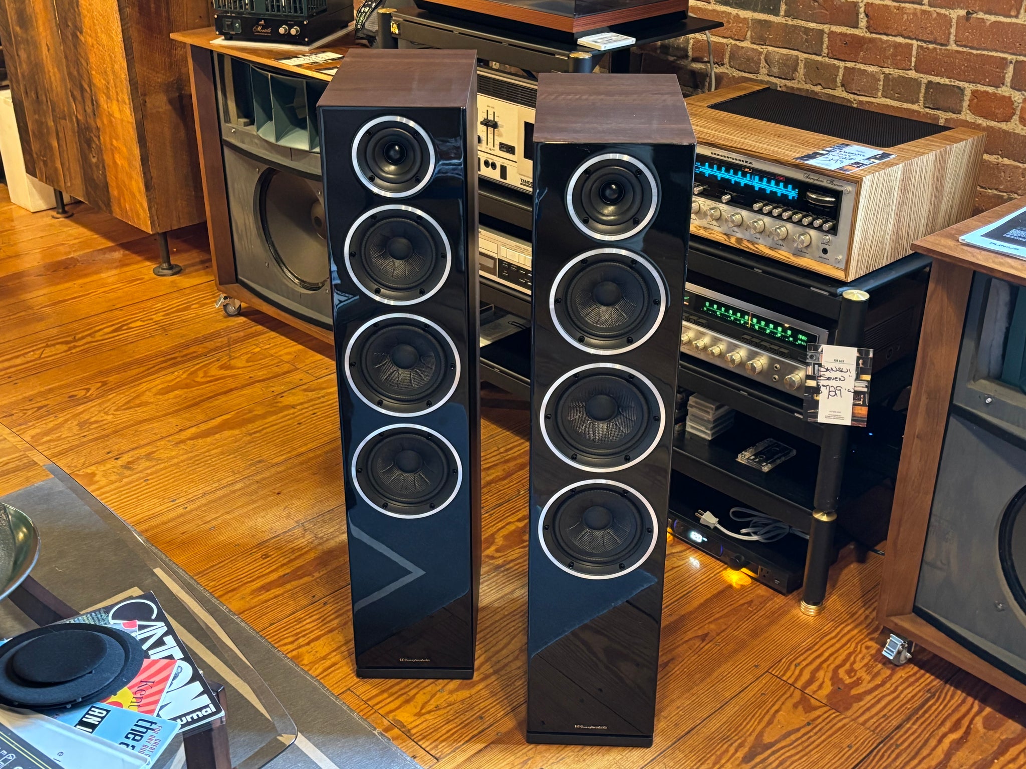 ワーフデール DIAMOND 240 WN Wharfedale - Diamond 240 Floor-Standing Speakers (Pair