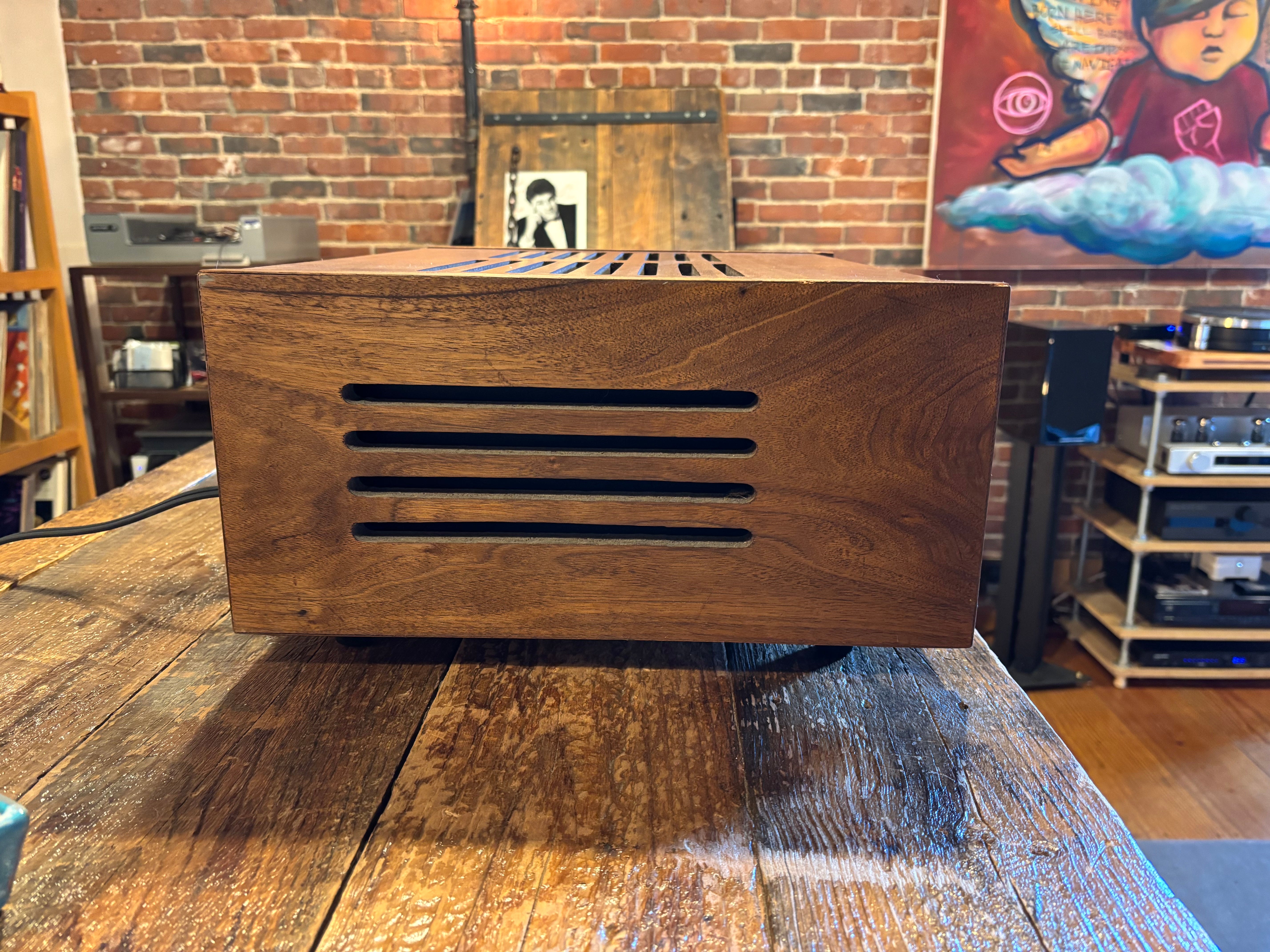 Accuphase T-100, Iconic FM Tuner – Holt Hill Audio