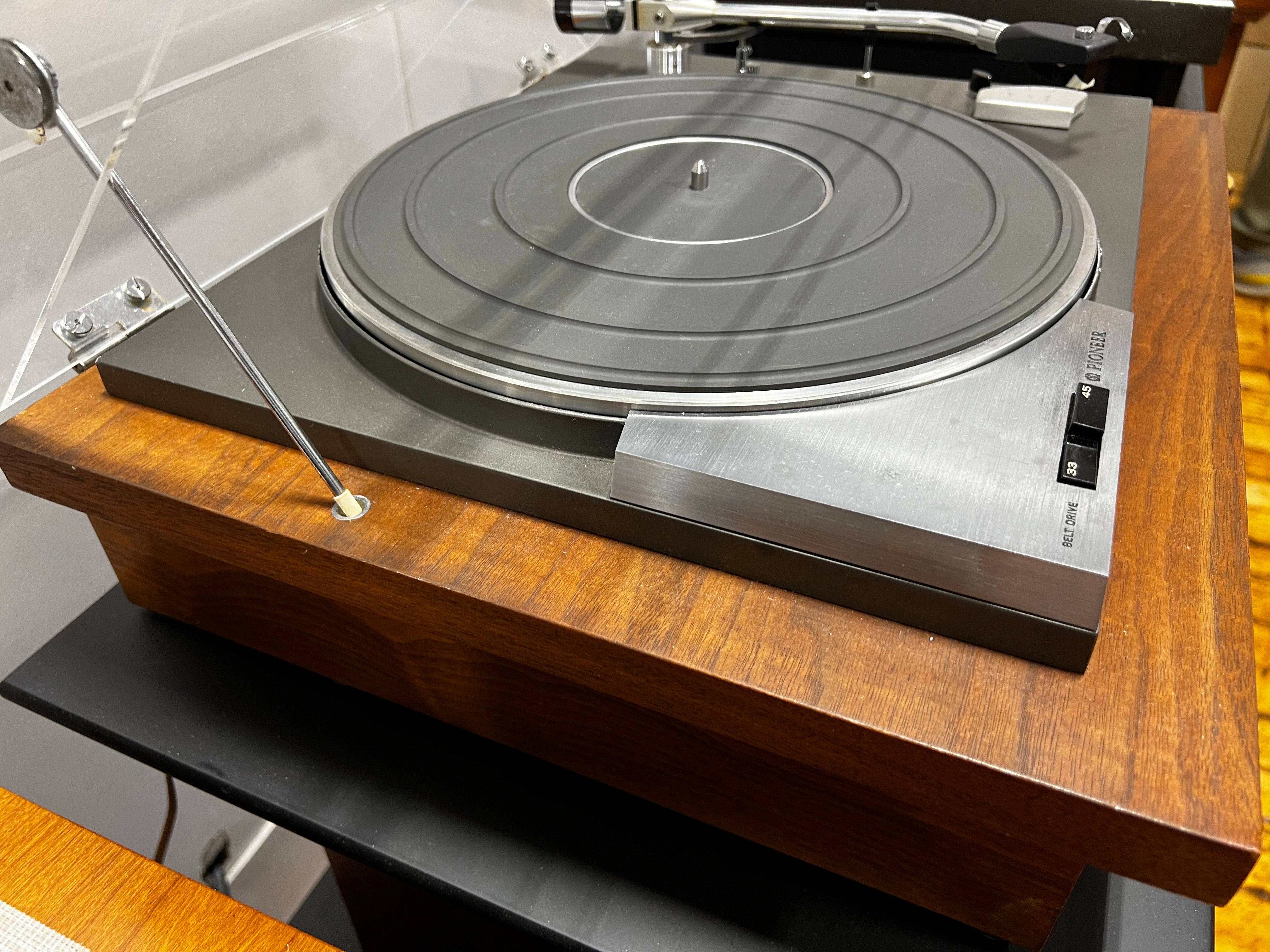 Pioneer PL-41 Turntable, Belt-Driven and Full-Manual