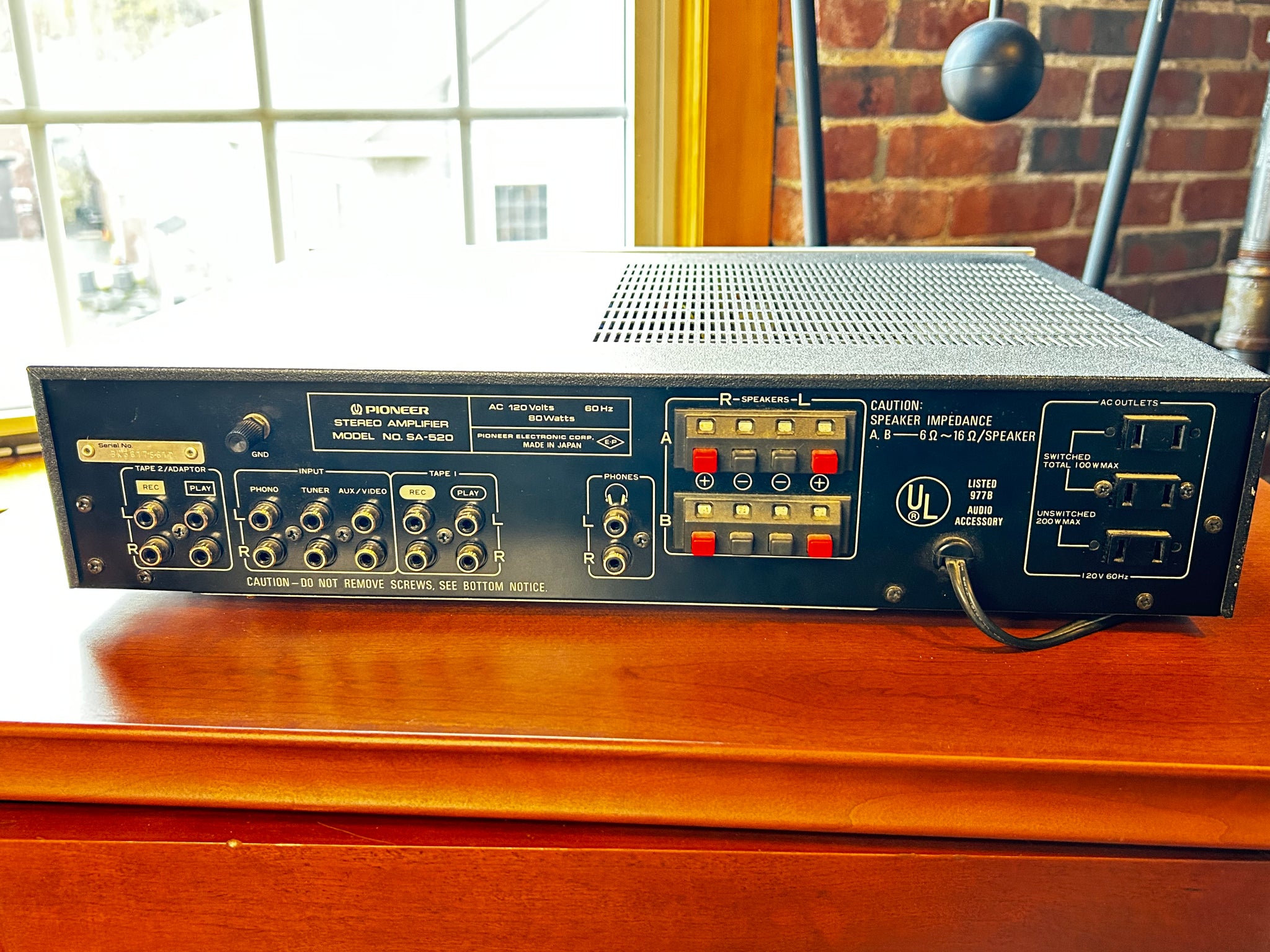 Pioneer SA-520 Vintage Integrated Amplifier, 80s Sleek – Holt Hill