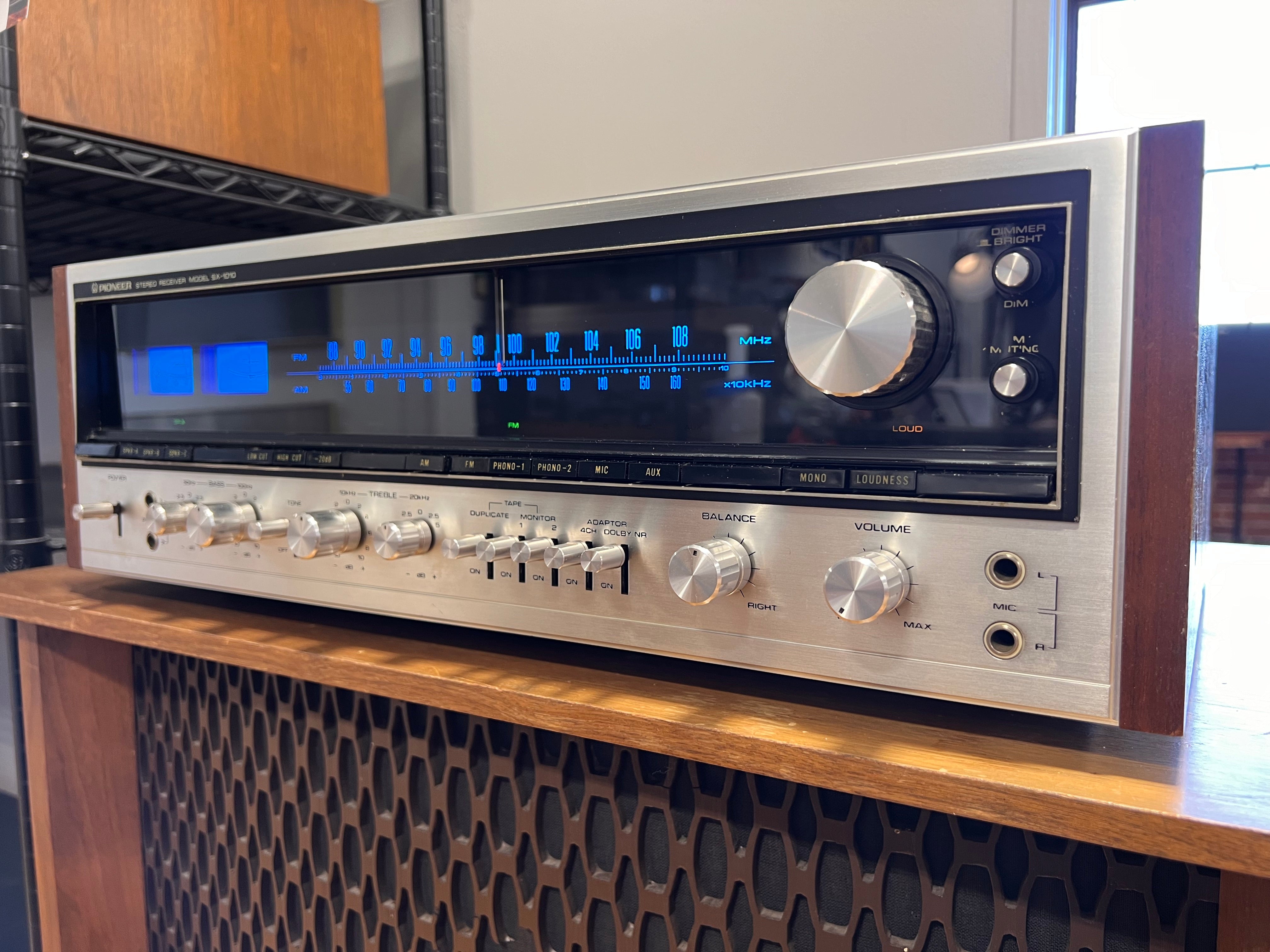 Pioneer SX-1010 Classic Vintage Receiver, Wow!