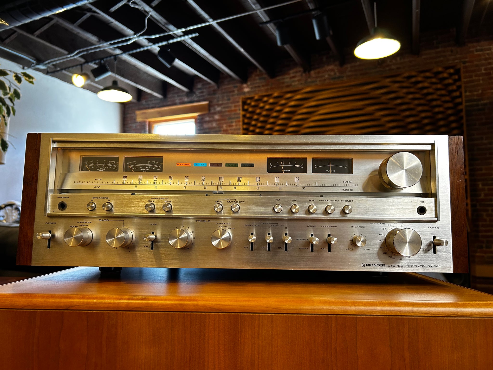 Pioneer SX-980 Receiver - Beautiful, Versatile, Powerful – Holt