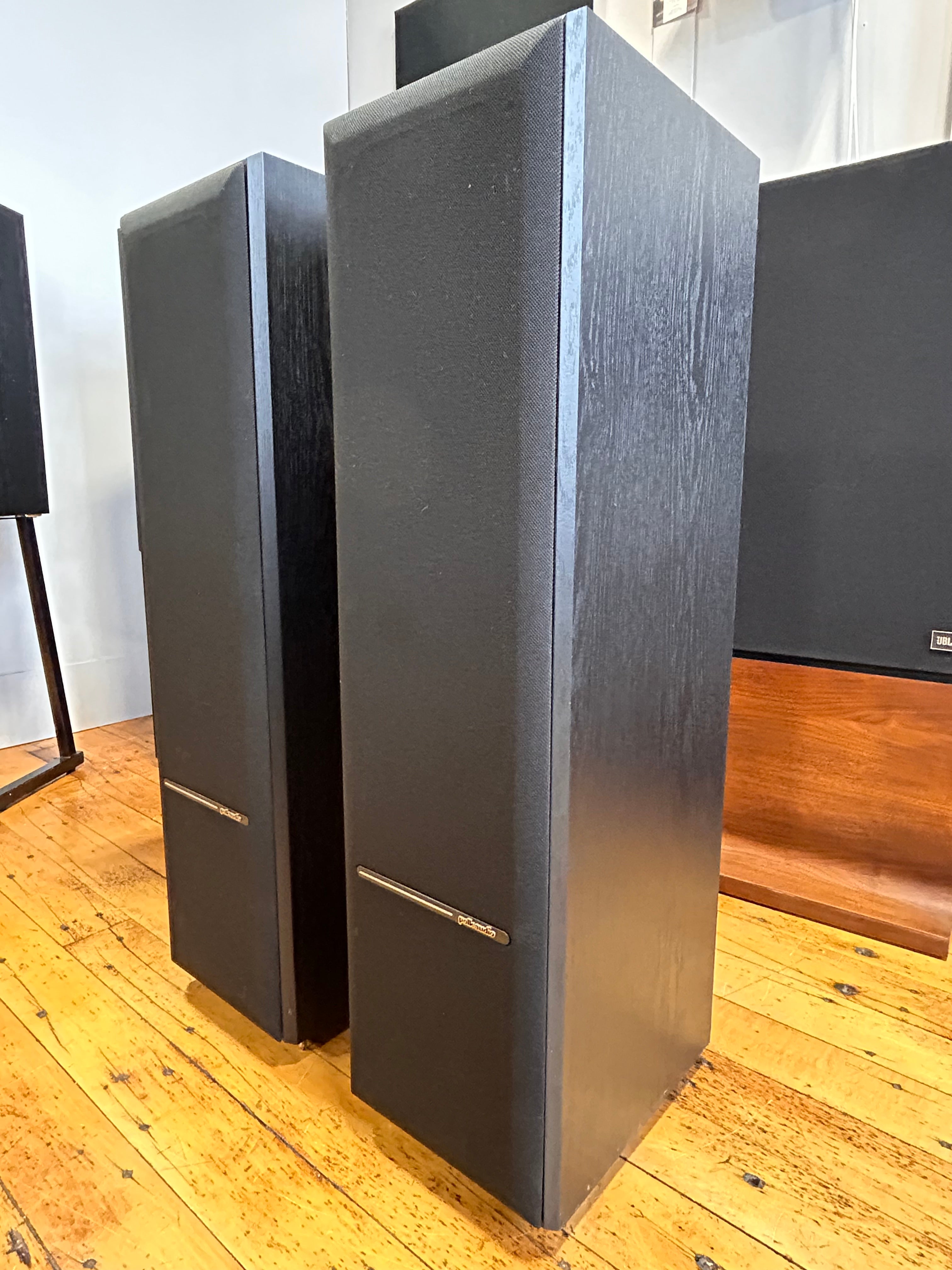 Polk Audio RTA-8T, Compact Yet Life-like Sound – Holt Hill Audio