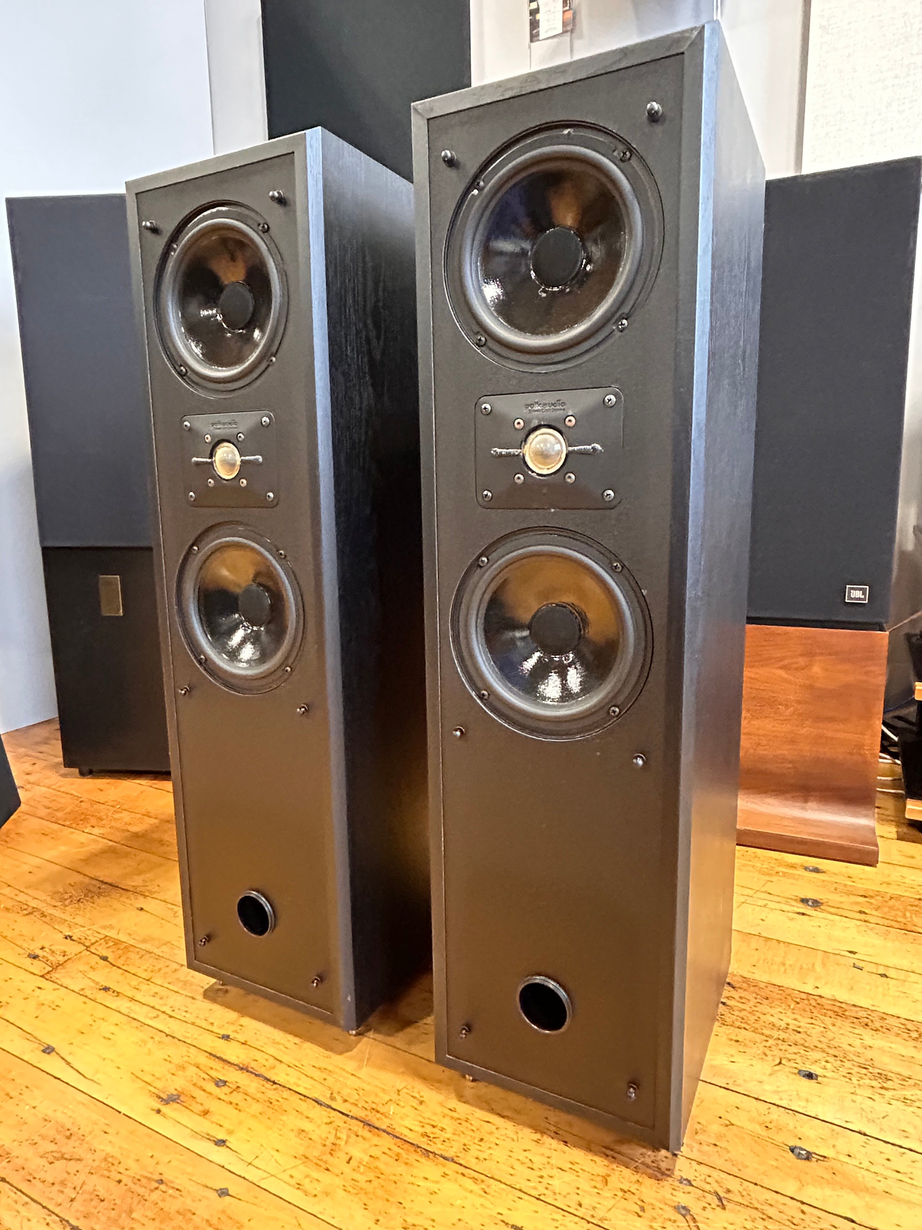 Polk Audio RTA-8T, Compact Yet Life-like Sound – Holt Hill Audio