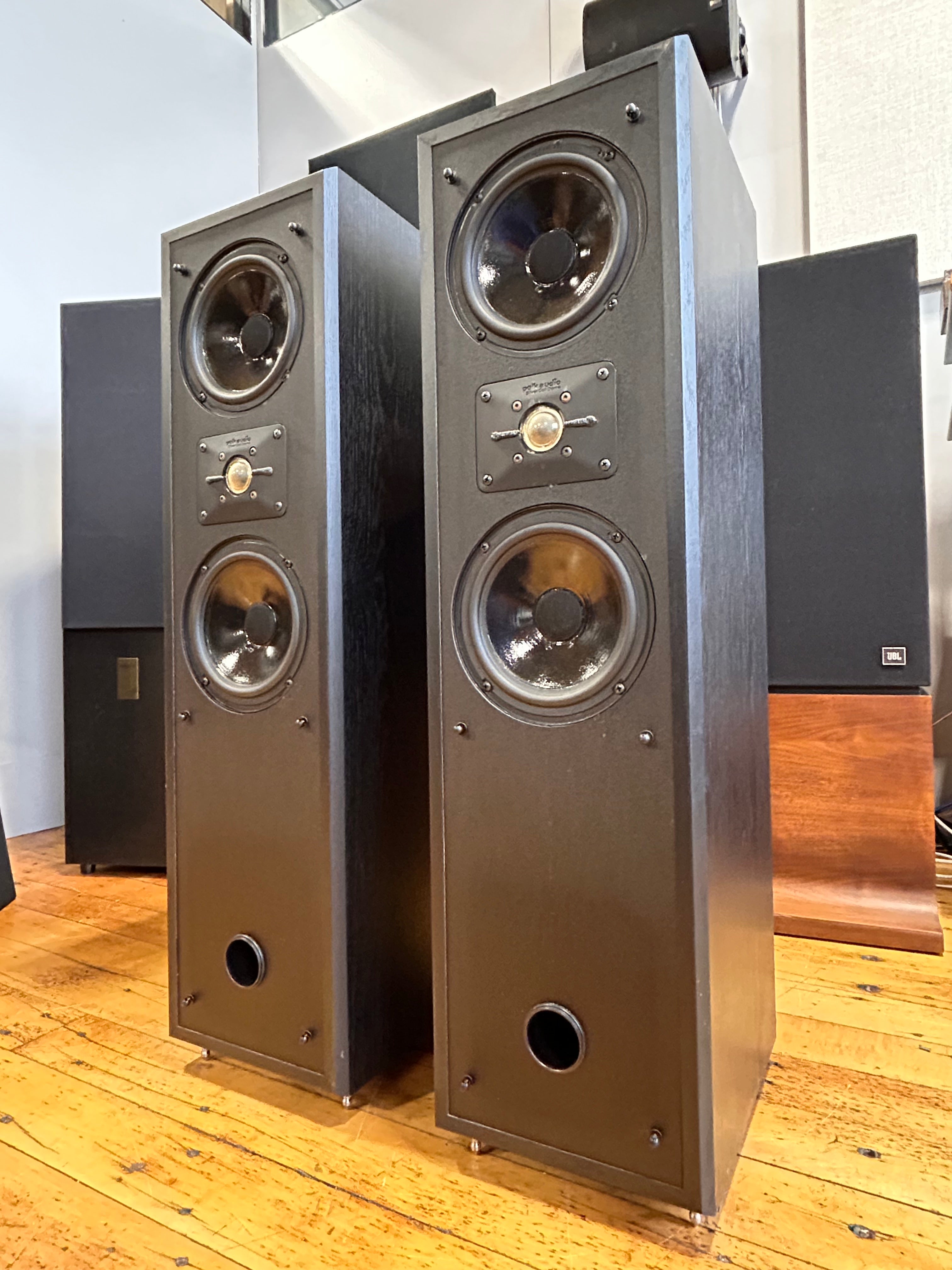 Polk Audio RTA-8T, Compact Yet Life-like Sound – Holt Hill Audio