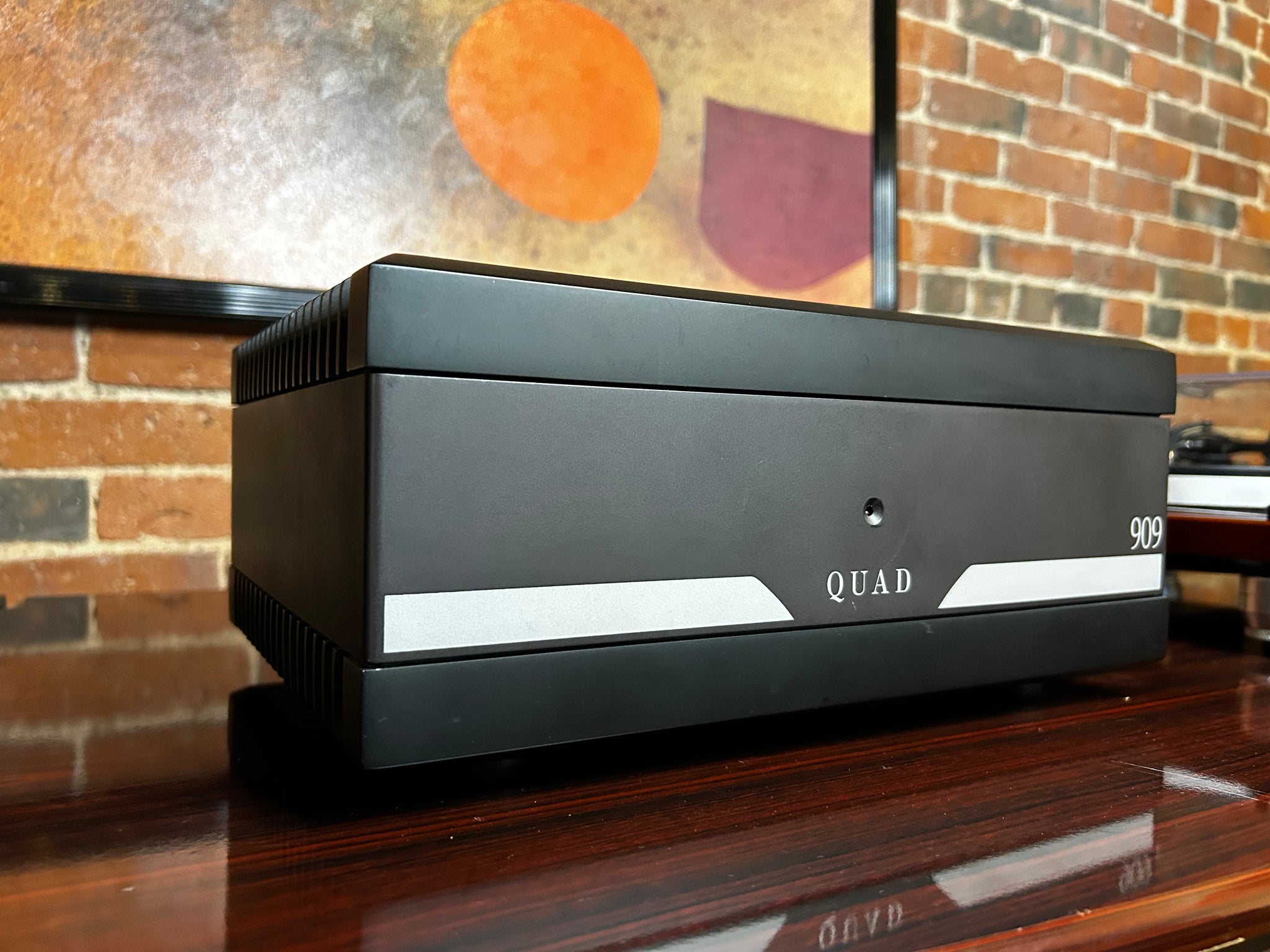 Quad 909 Power Amplifier, A Fine Example of British Precision