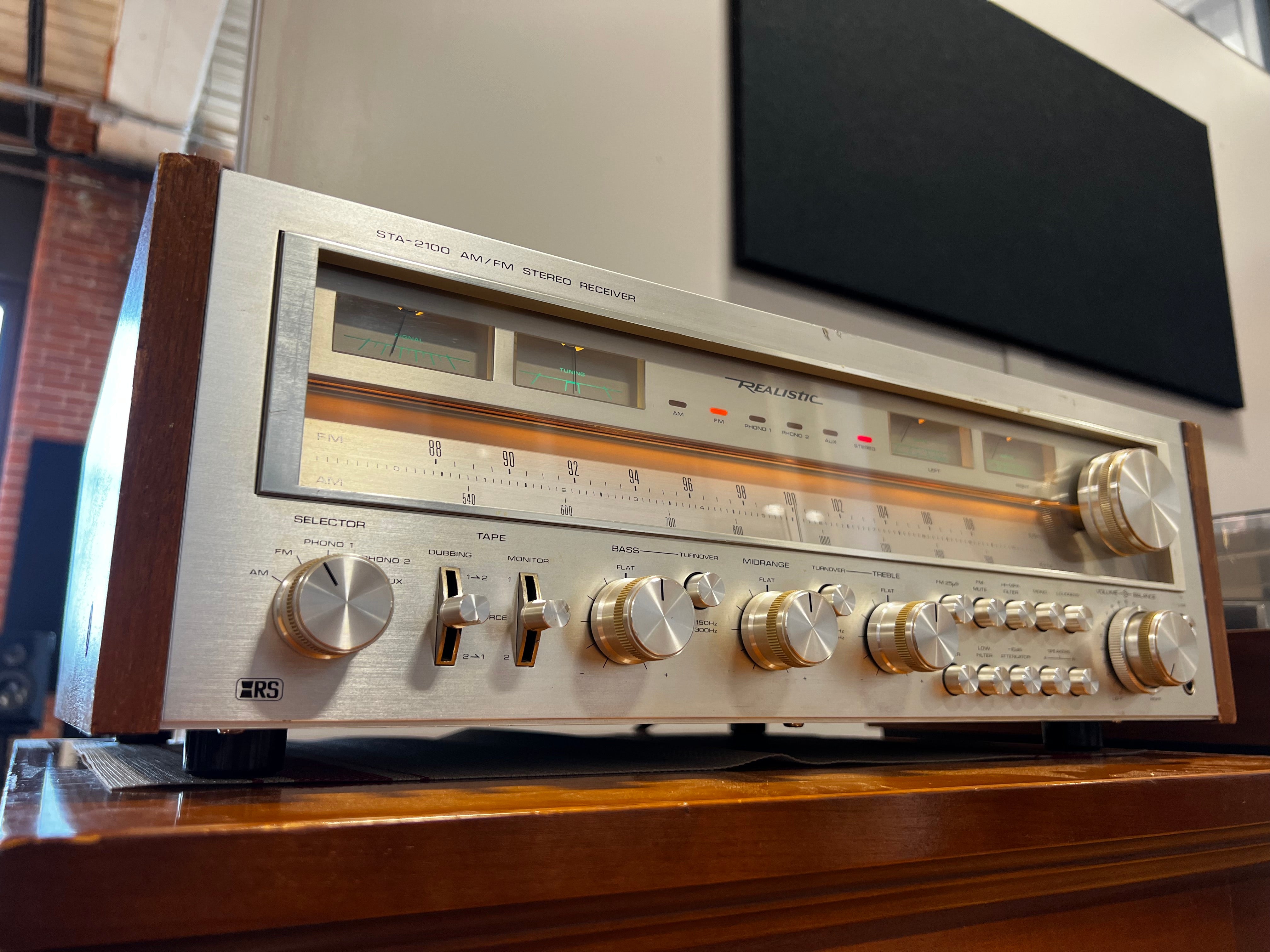 Realistic STA-2100 Receiver, Monster Power on a Budget!