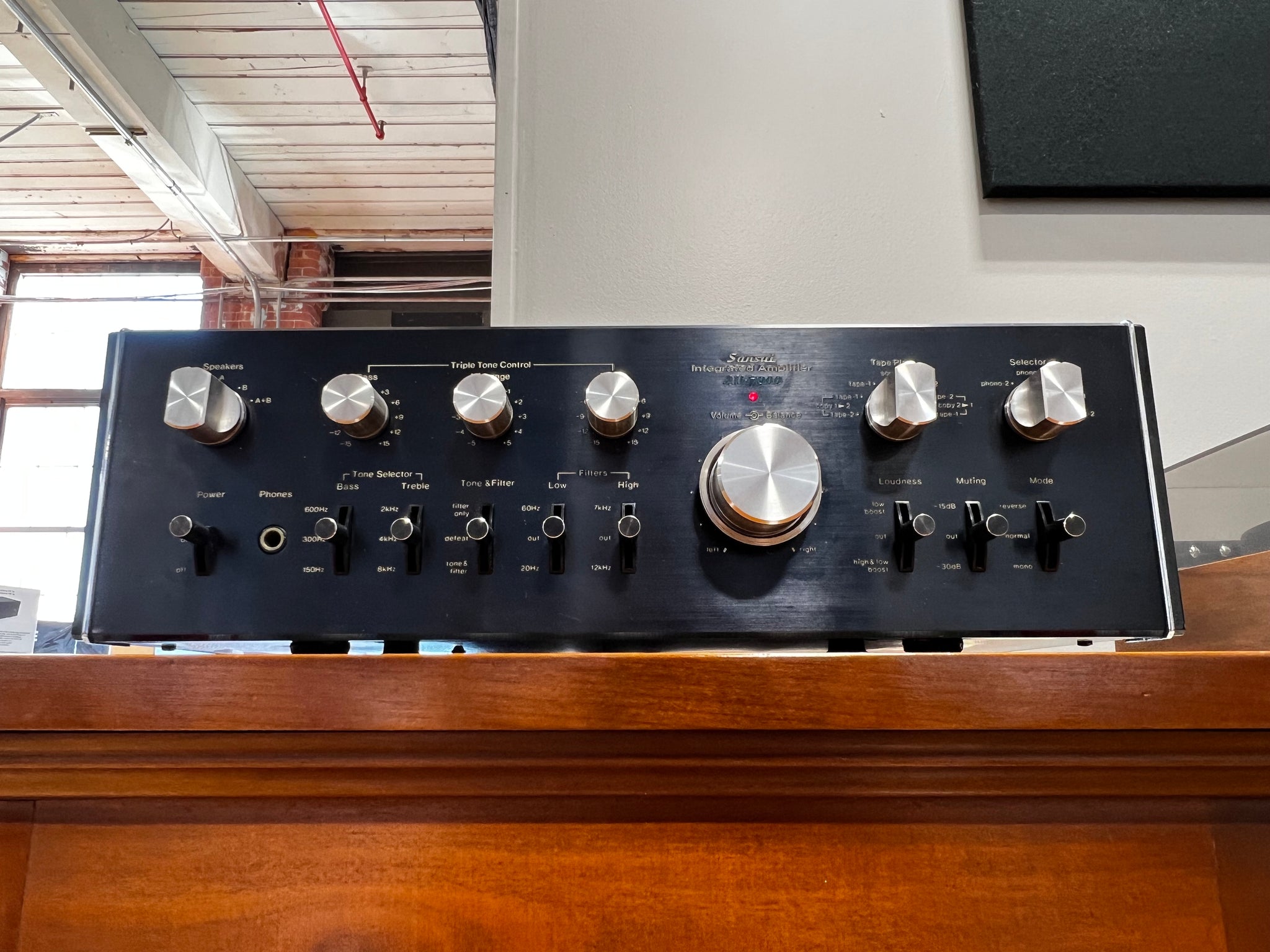 Sansui AU-7900 プリメインアンプ サンスイ 動作品 ヴィンテージ G 】1873 Sansui AU-7900 プリメインアンプ サンスイ Sansui AU-7900