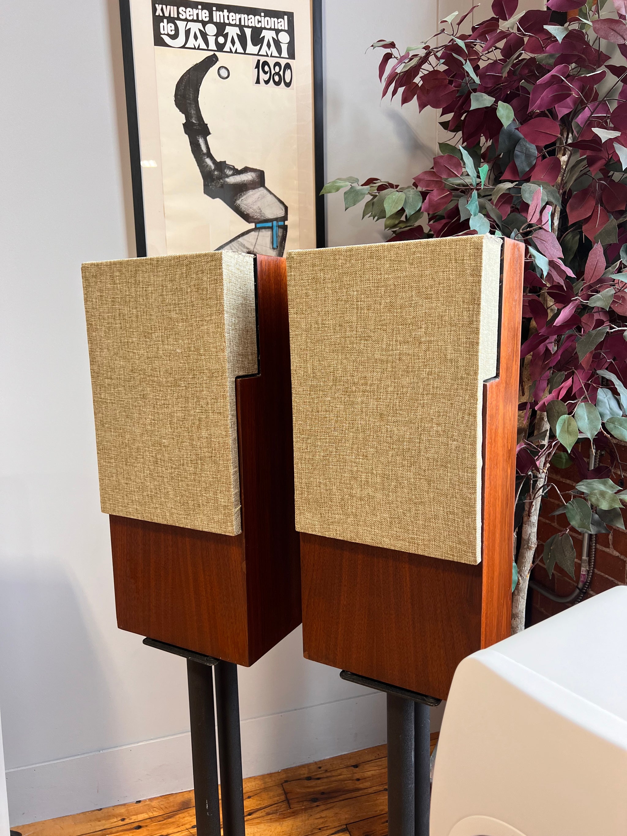 Symdex Sigma Speakers - Strange, Engaging, Musical, Wonderful