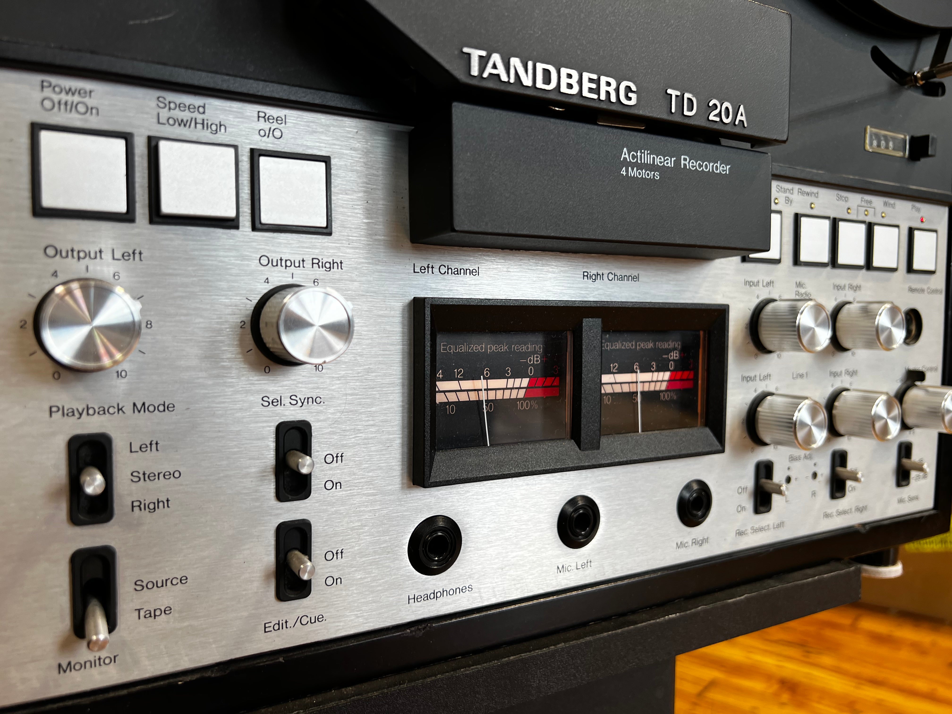 Tandberg TD-20A, Classic Reel-to-Reel Deck