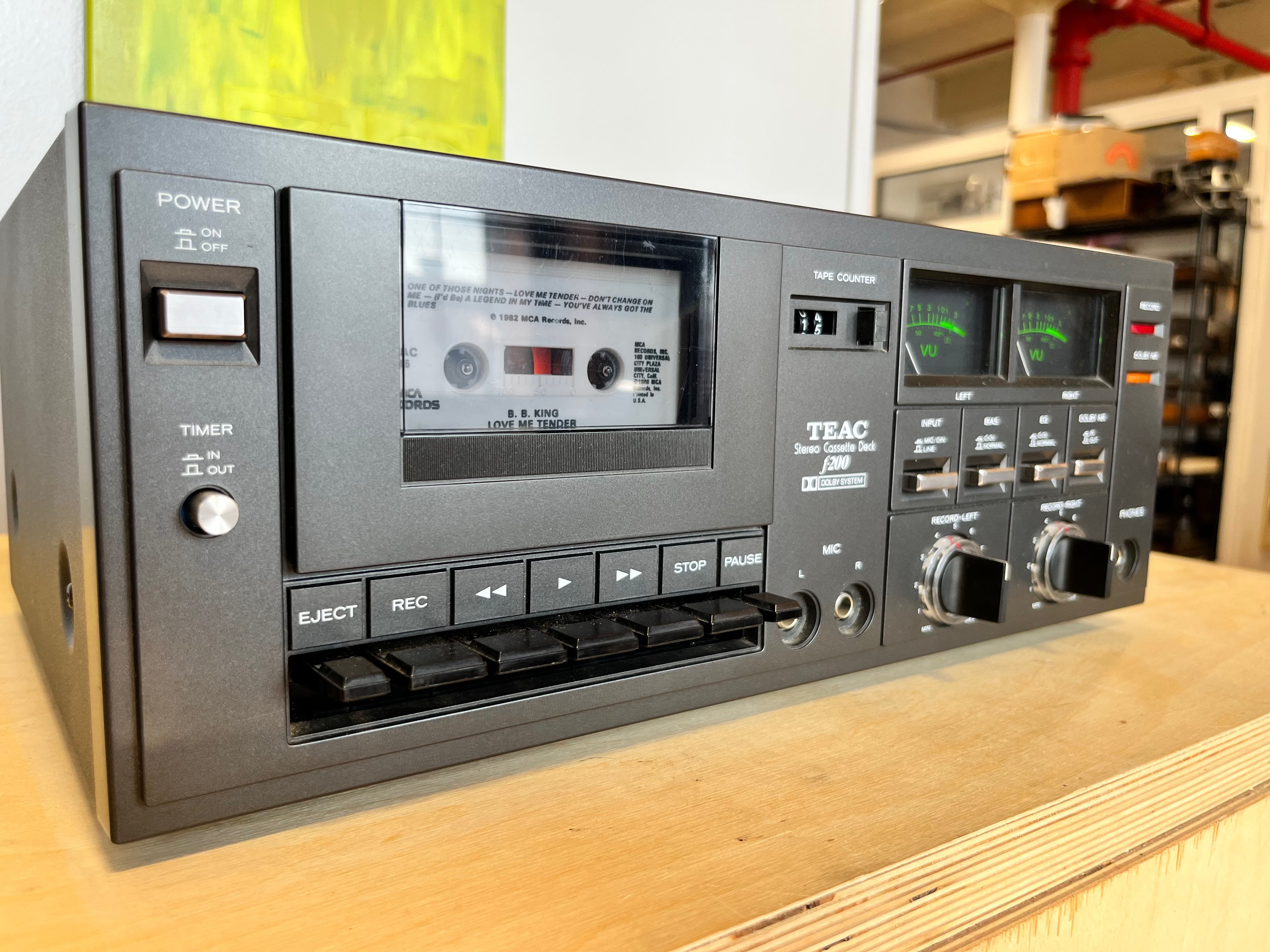 TEAC f-200, Single-Well Vintage Cassette Deck – Holt Hill Audio TEAC f-200, Single-Well Vintage Cassette Deck – Holt Hill Audio