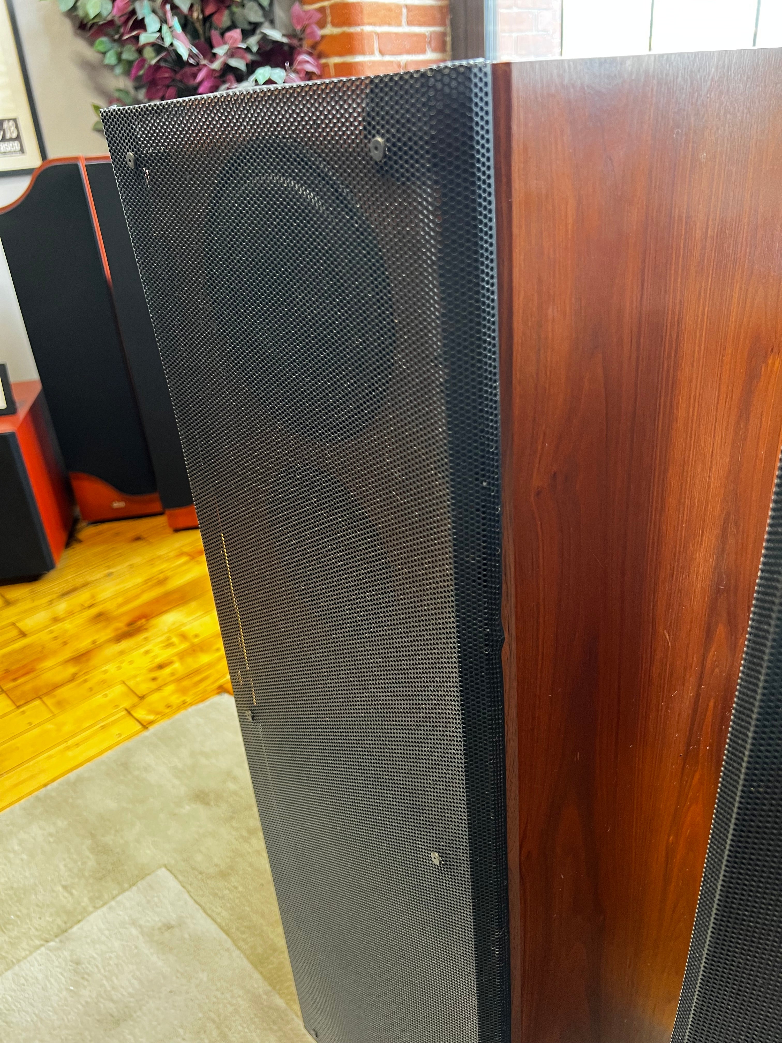 ADS L12/90 Classic Tower Speakers - SOLD