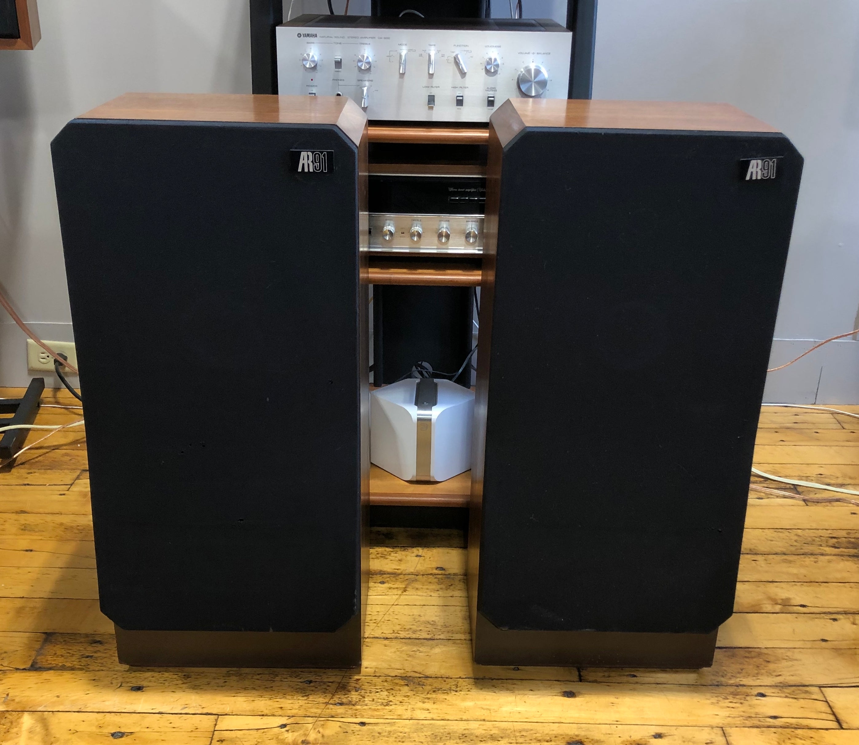 Acoustic Research AR91 3-way Tower Speakers - SOLD