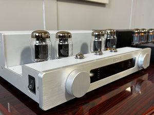 Open image in slideshow, Octave Audio V70 Class-A Tube Integrated, Optional Phono
