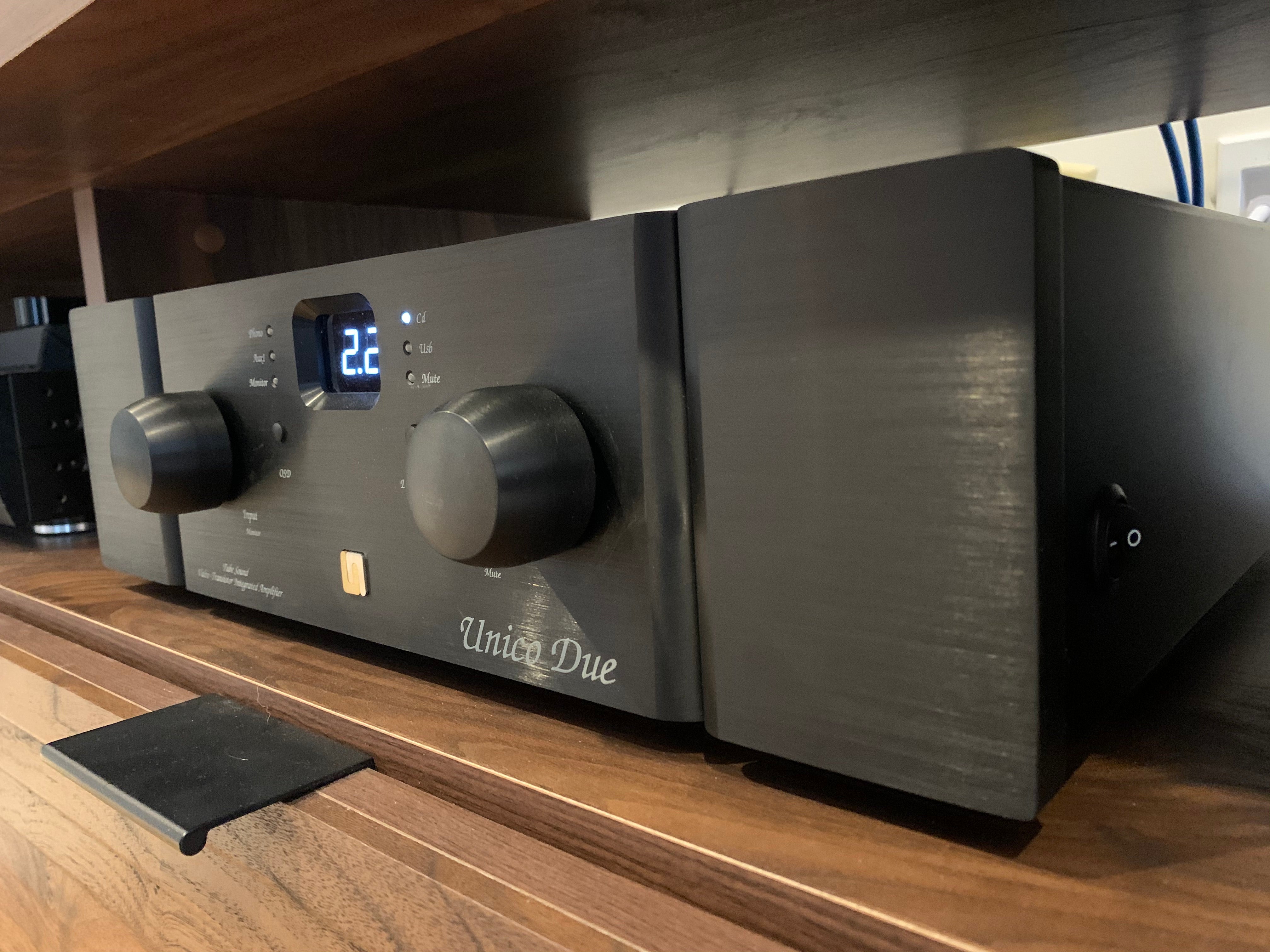 Unison Research Unico Due Hybrid Integrated Amplifier/DAC - SOLD