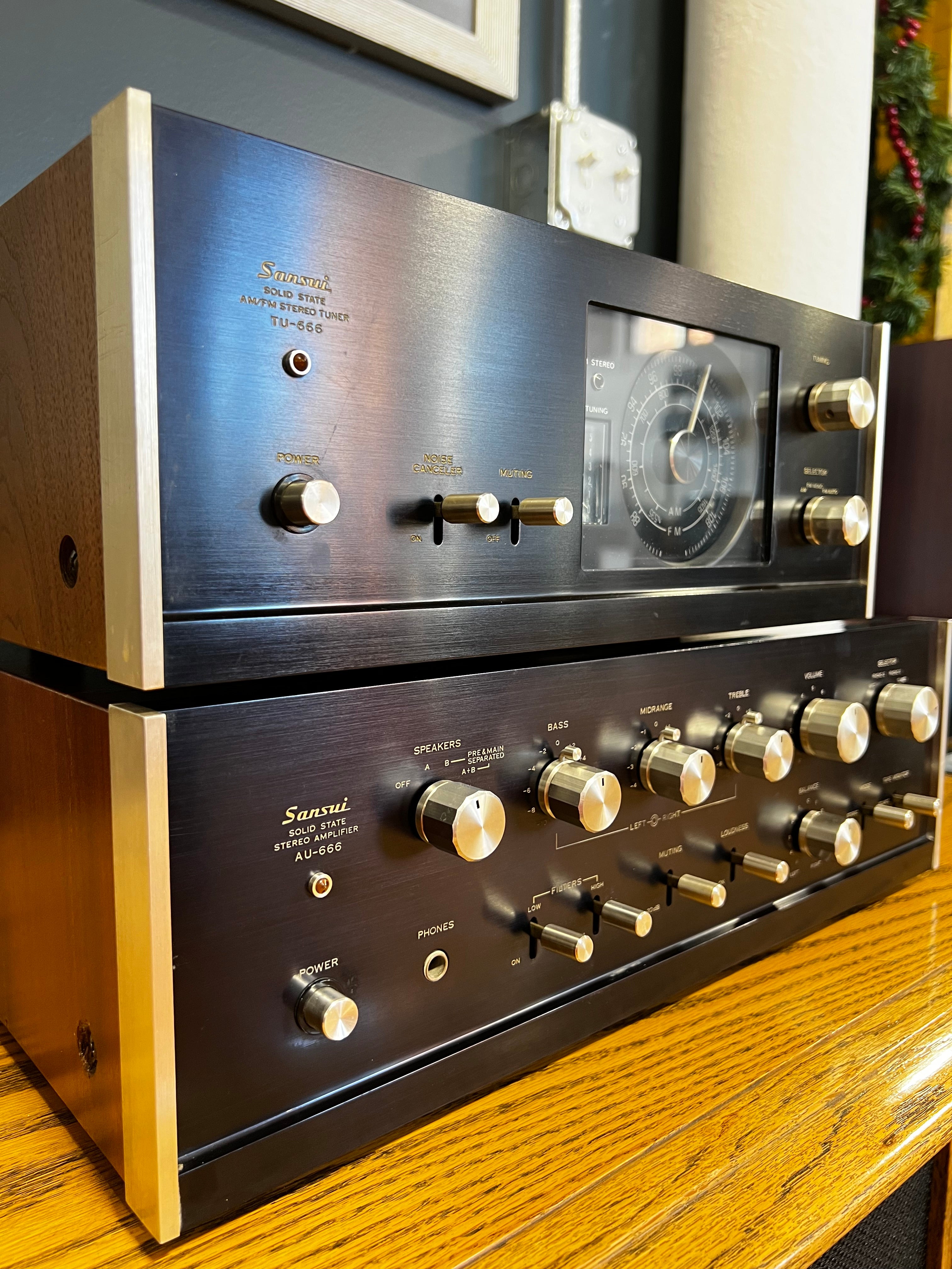 Sansui AU-666/TU-666 Amp & Tuner - SOLD – Holt Hill Audio