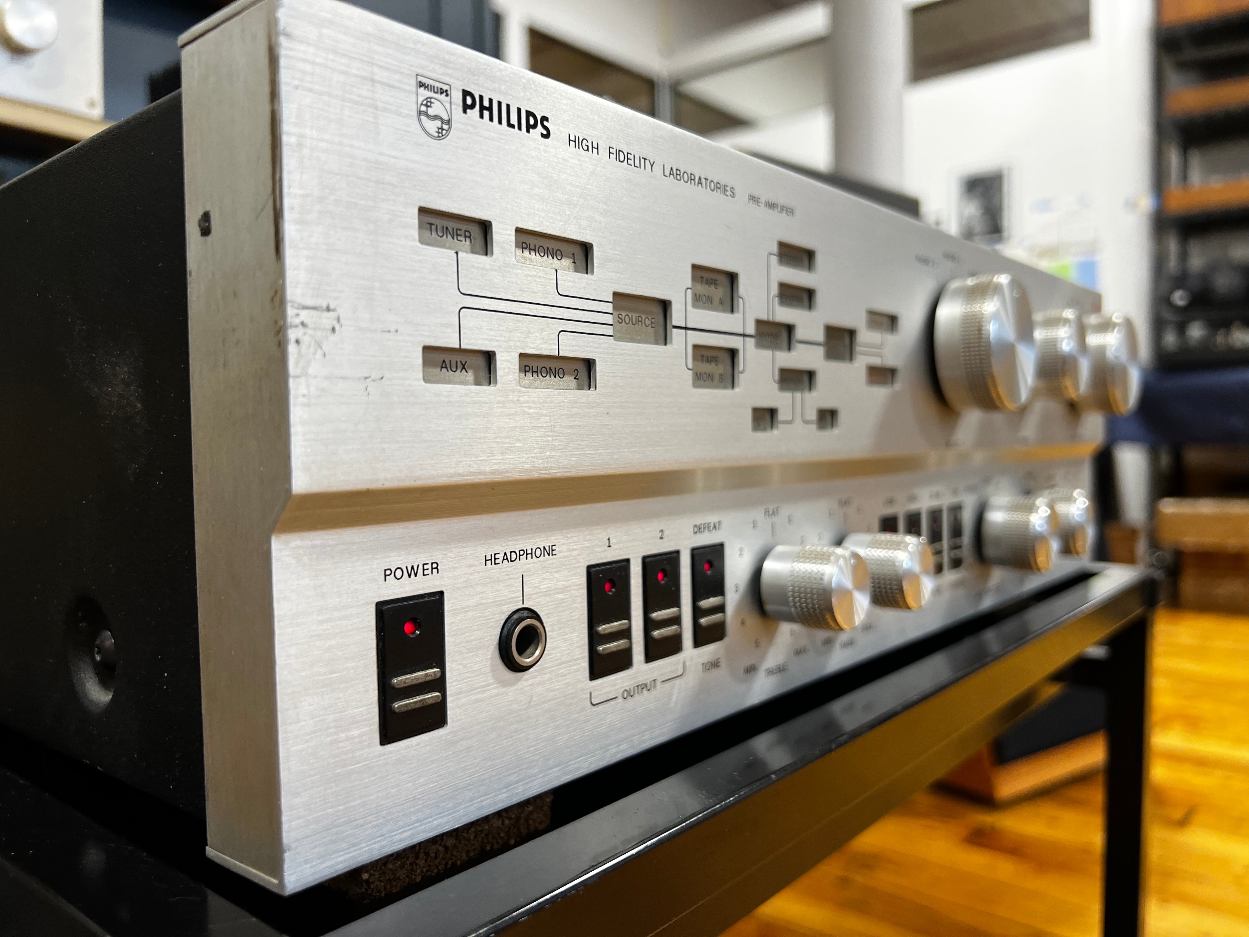 Philips High Fidelity Laboratories 572 Preamplifier - SOLD