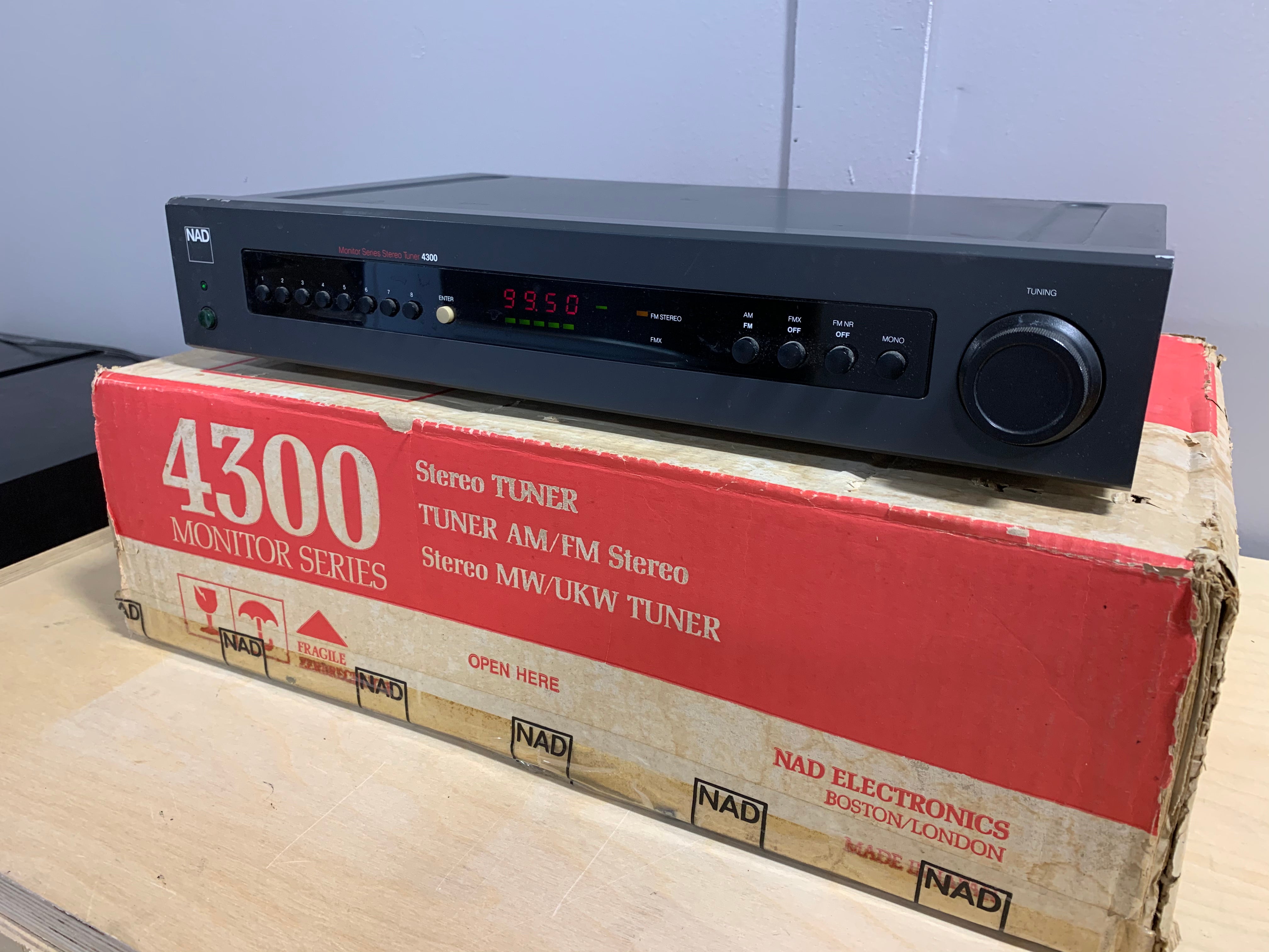 NAD Monitor Series 4300 Stereo Tuner - SOLD